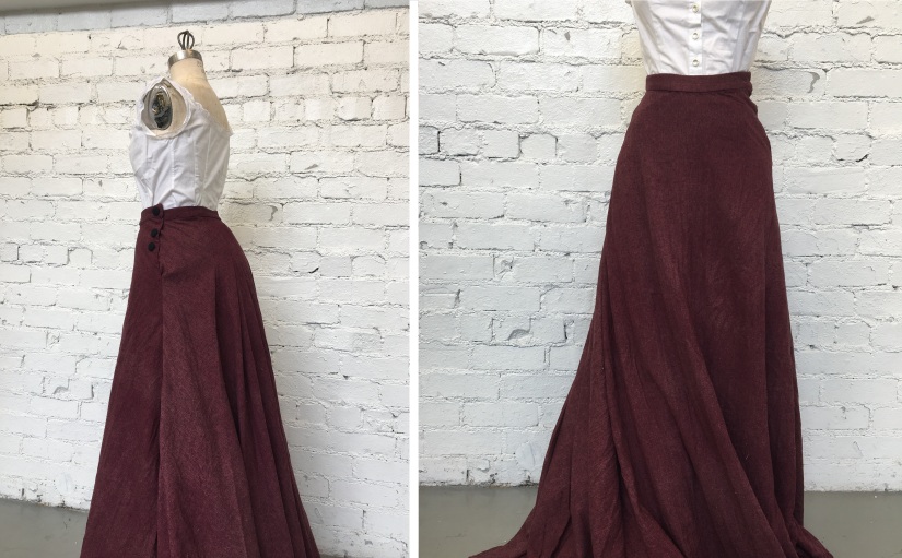  Skirt has been lined with muslin and has pleats across the bustle. These pleats allow ample fabric to preserve modesty when riding sidesaddle. Side button closure with hand-worked buttonholes in cotton thread 