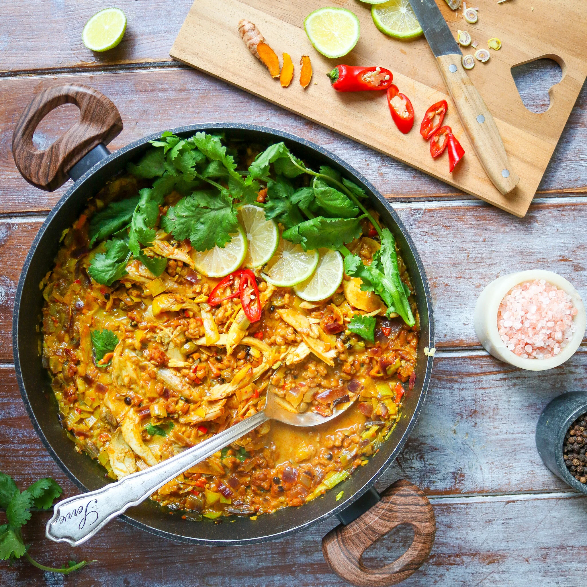 Quick Thai Lemongrass Chicken Curry