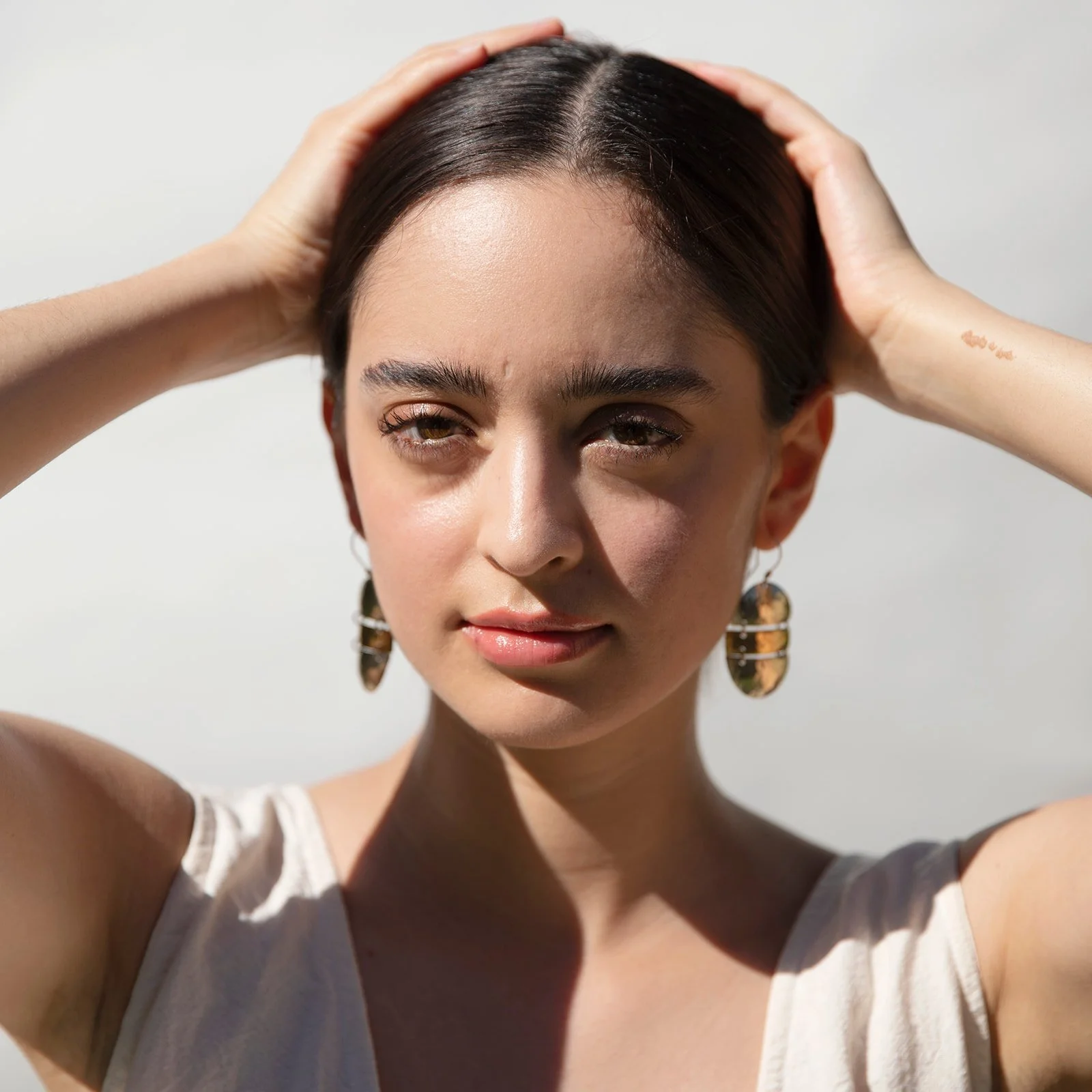 Cura Earring 2_websize (1).jpg