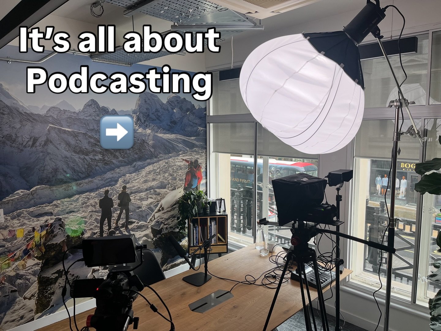 Wherever your business may be, Monkeynut bring your courses and podcasts to life . Get in touch and let us help you share your message .
#podcast #business #london #courses