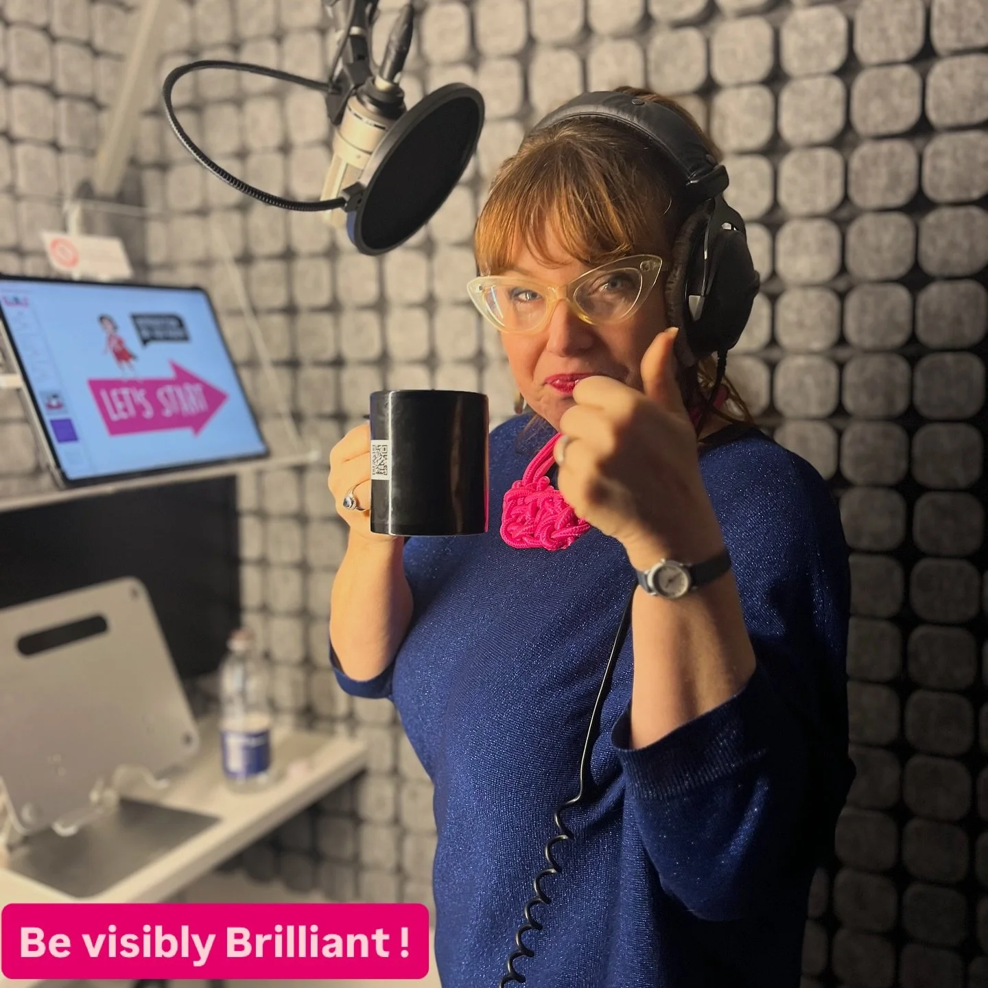 Are you amazing being seen or are you being fabulous but hidden in the wings ? If the latter then you may just love this short audiobook coming out this Christmas . Follow @estherstanhope 

#audiobook #author #voiceover #bookpublisher #beseen