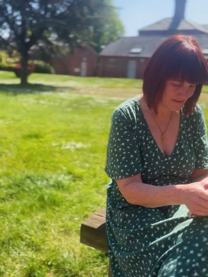 @karenlawrenceauthor is the author of the best selling novel The Last Midwife which we proudly publish here at Monkeynut . Why is she successful ? Well these clips says it all! #author #midwife #novel #audiobooks