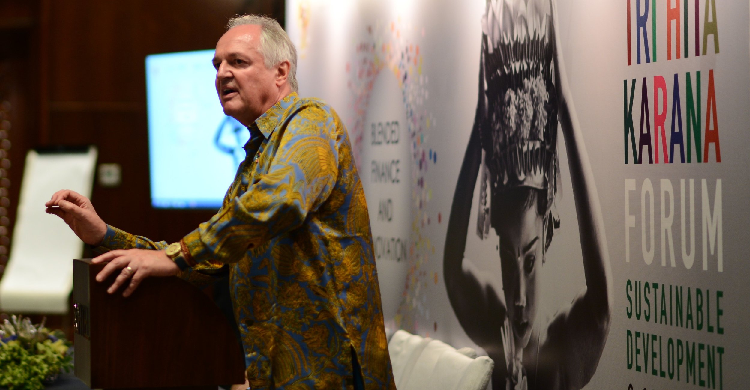  Paul Polman delivers the keynote speech 