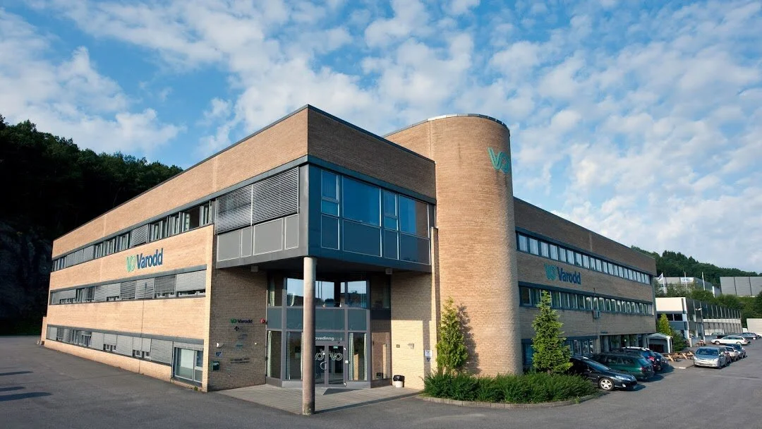 Reduserte CO2-utslipp med 240 tonn i 2020: Hvordan kutter Varodd energiforbruket med 49 prosent i året?