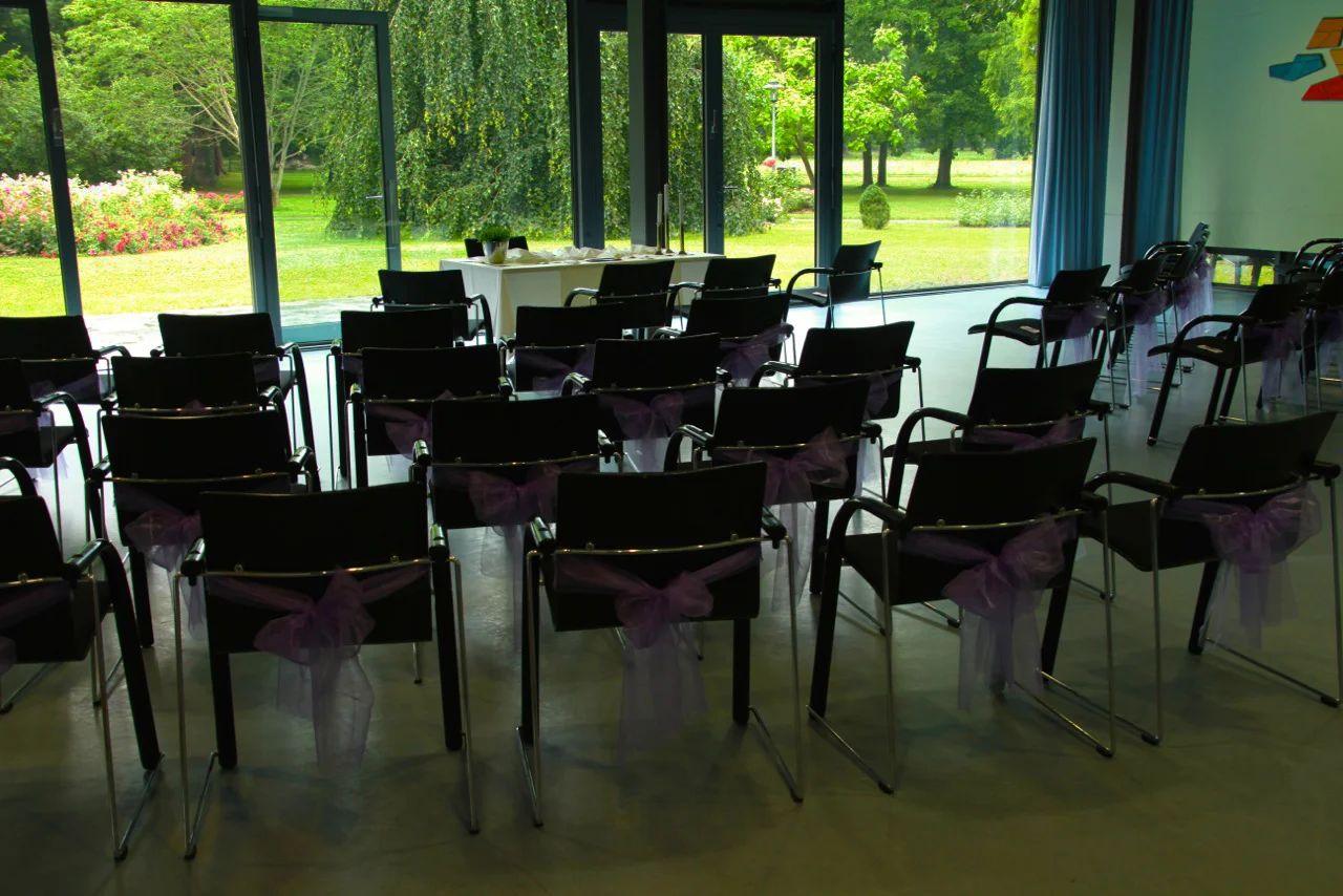 kurhaus-bad-krozingen-trauzimmer.jpg
