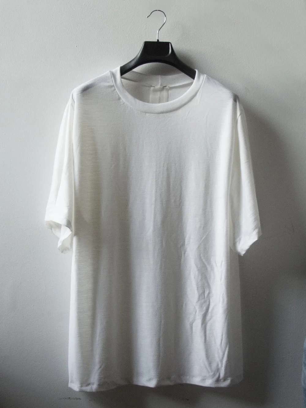 SHHORN_TEE-%28WHITE%29_FRONT1.jpg,