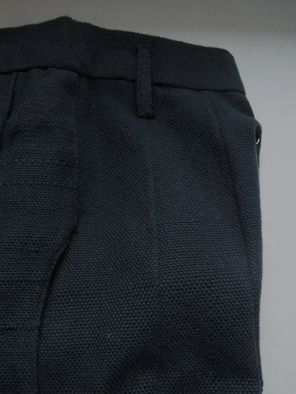 SHHORN_TROUSER_DETAIL3.jpg,