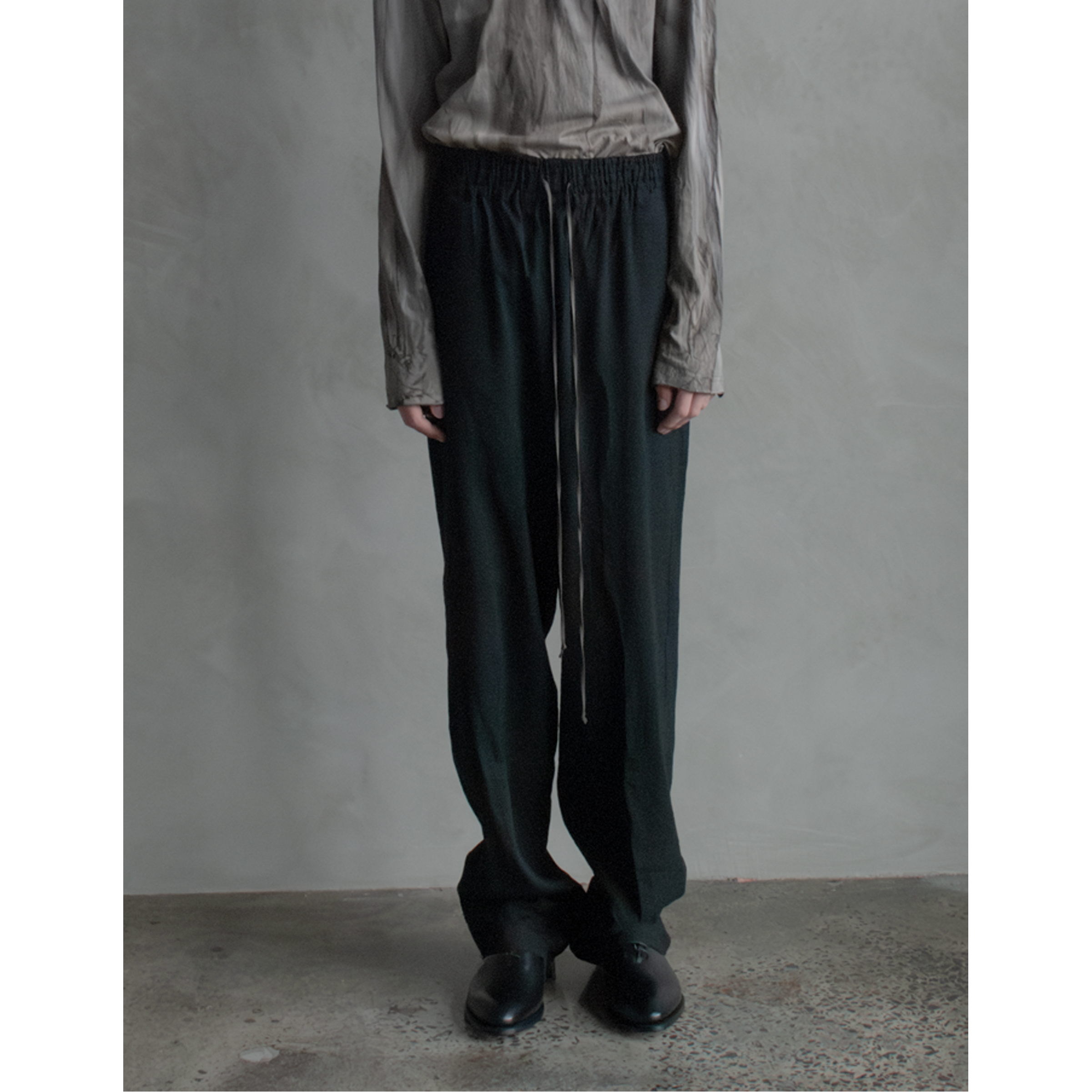 4g Drawstring Long Trouser-2 copy.png