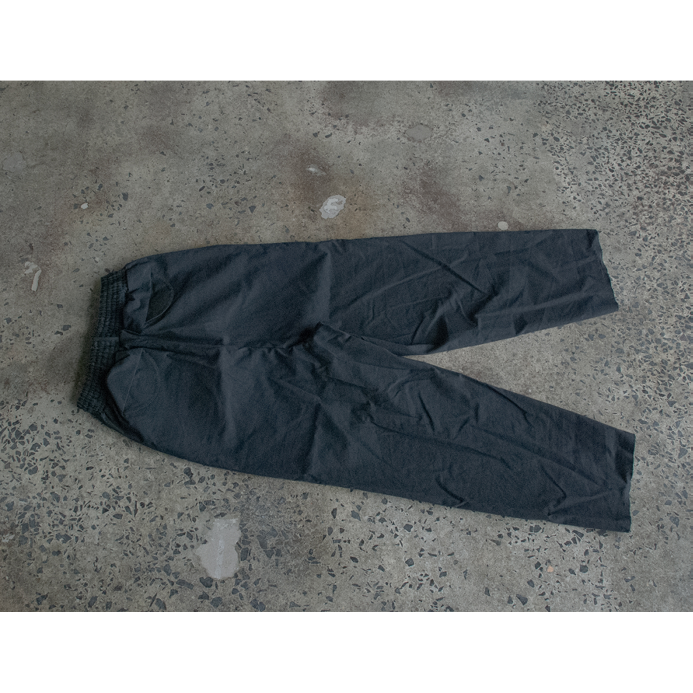 4b Drawstring Flap Trouser-6 copy.png