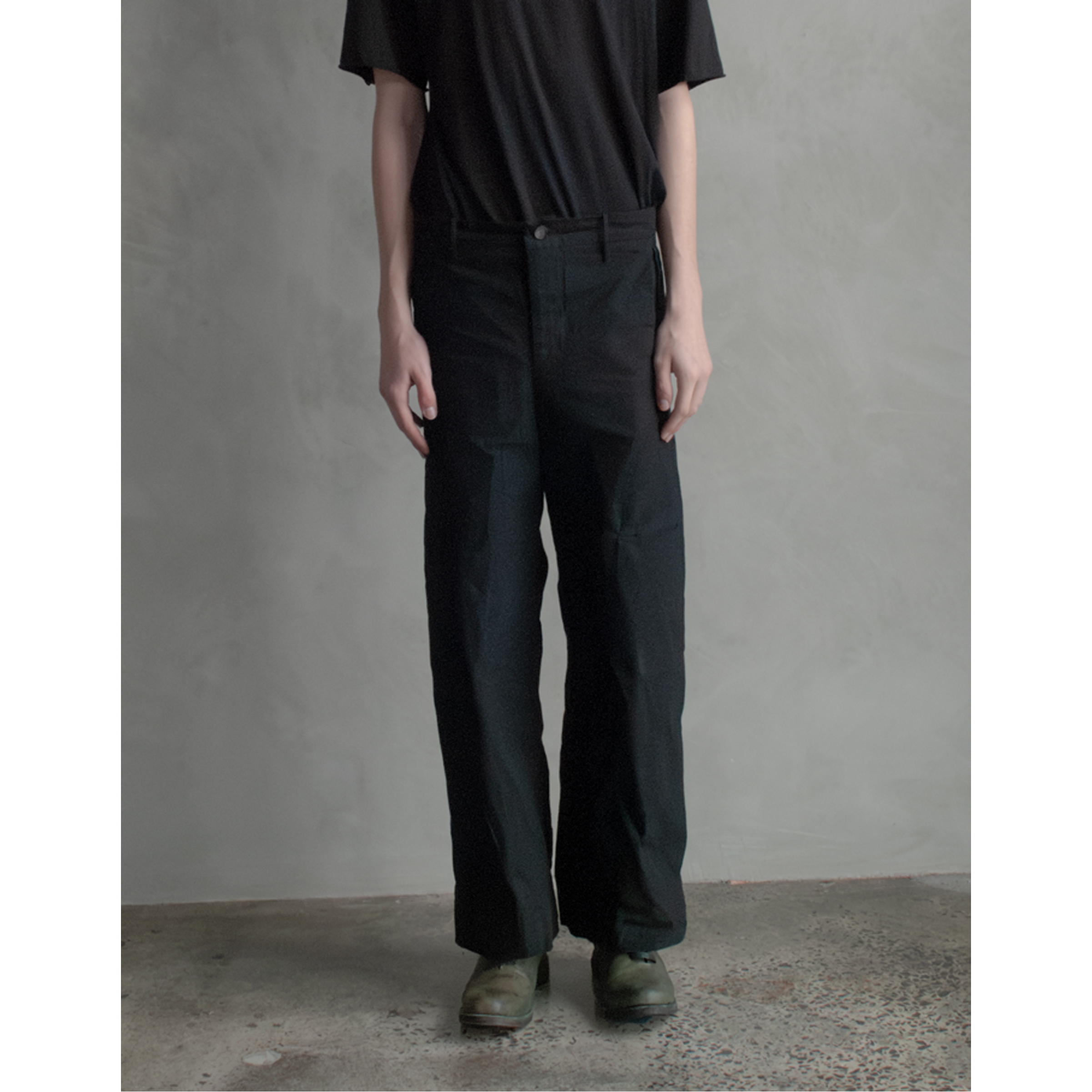 4f Cargo Trouser-2 copy.png