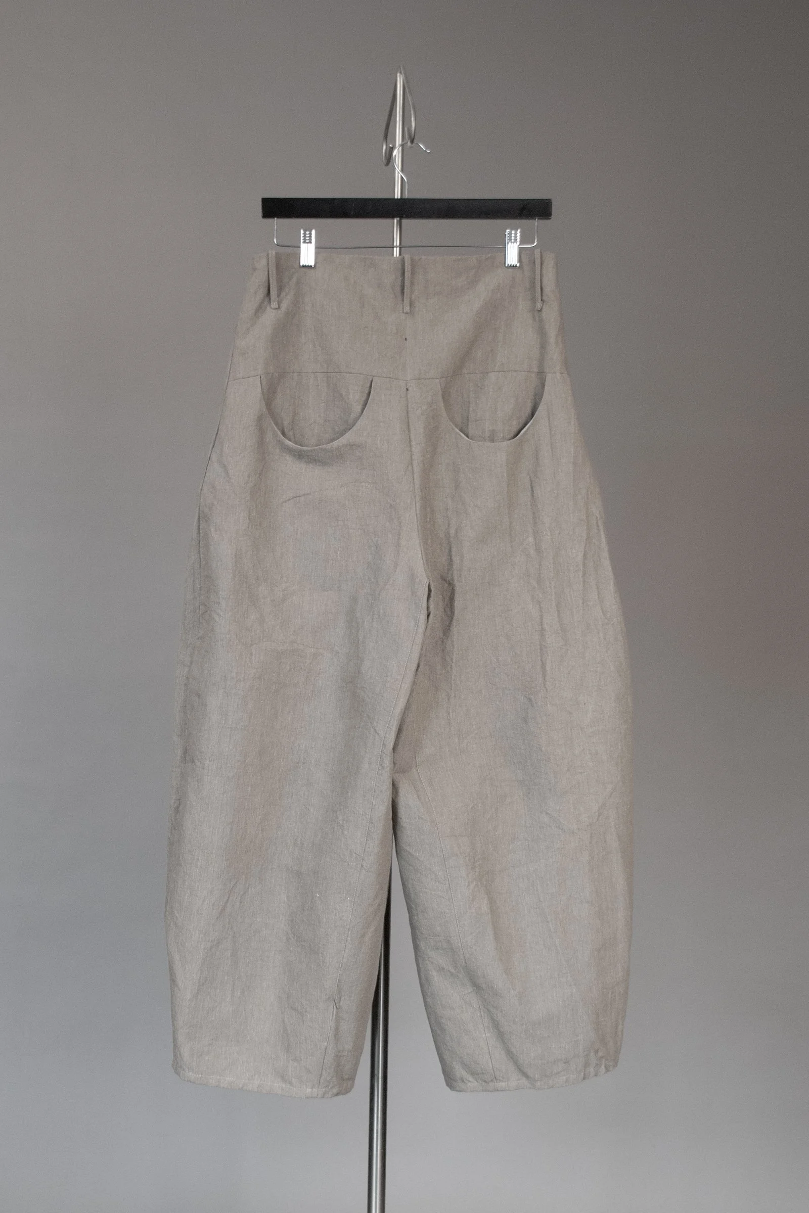 TROU-2603-00002.jpg