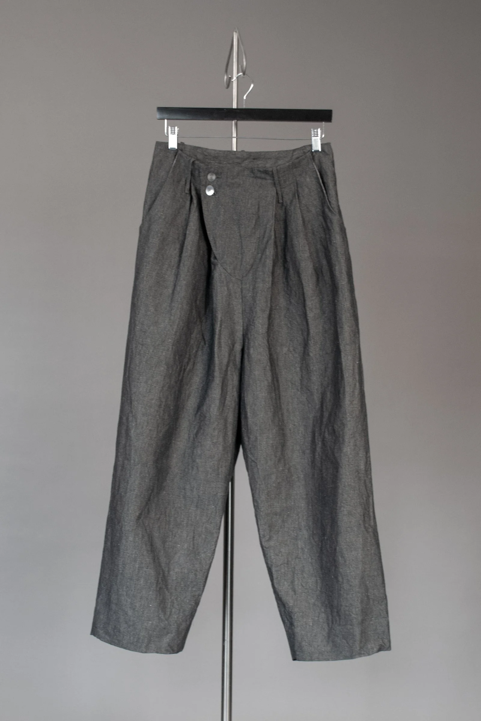 TROU-2601-00004.jpg