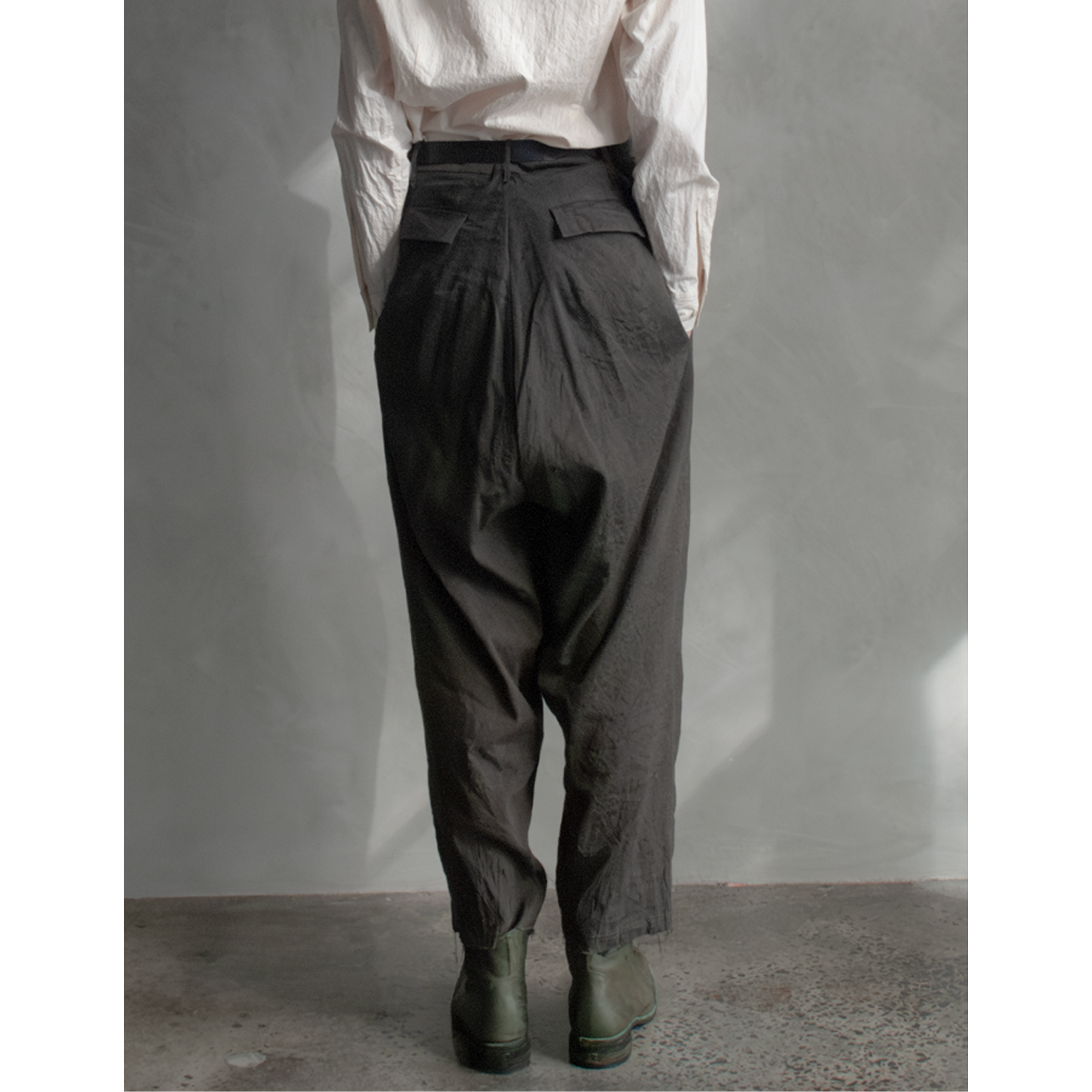 4e Carrot Trouser-10 copy.png