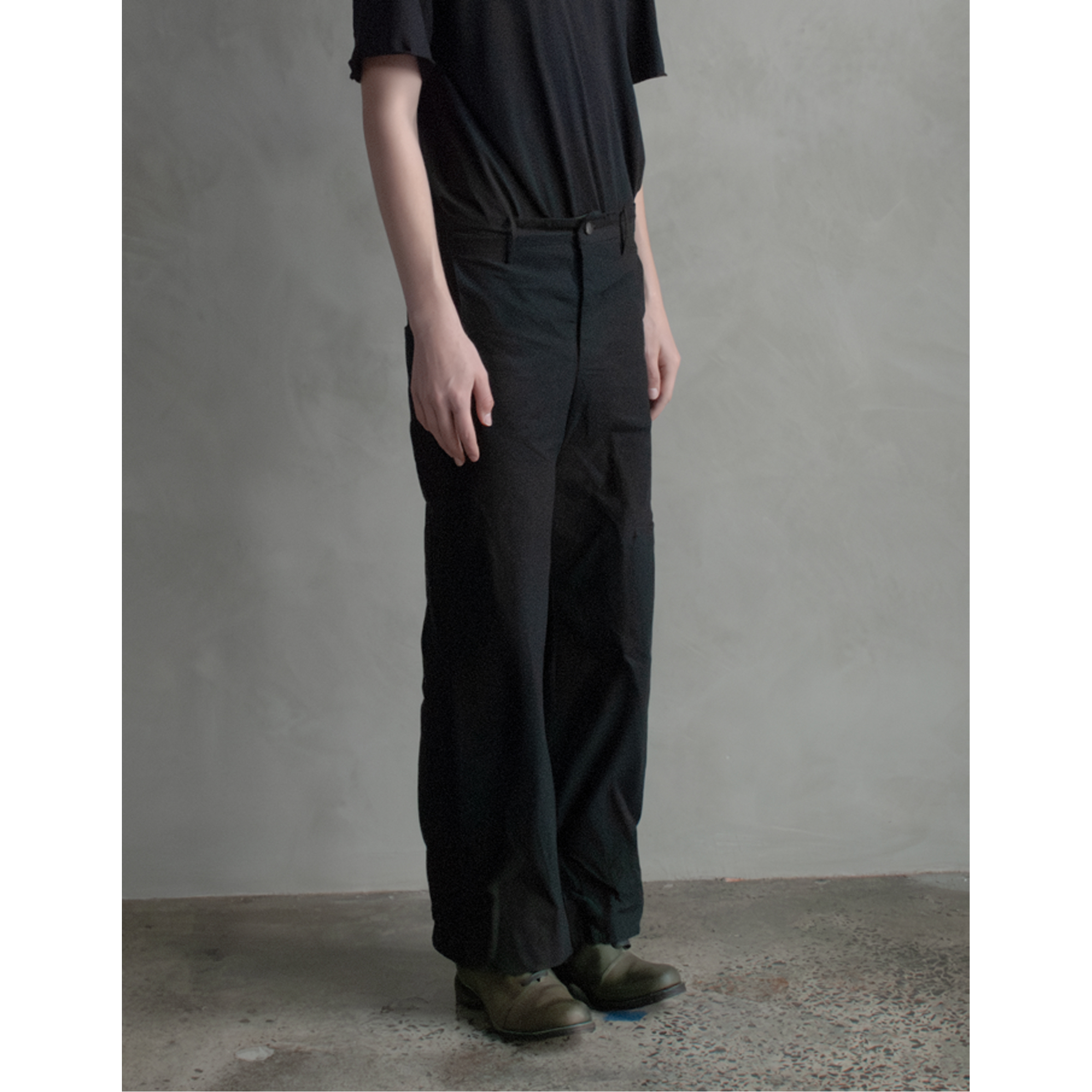 4f Cargo Trouser-3 copy.png