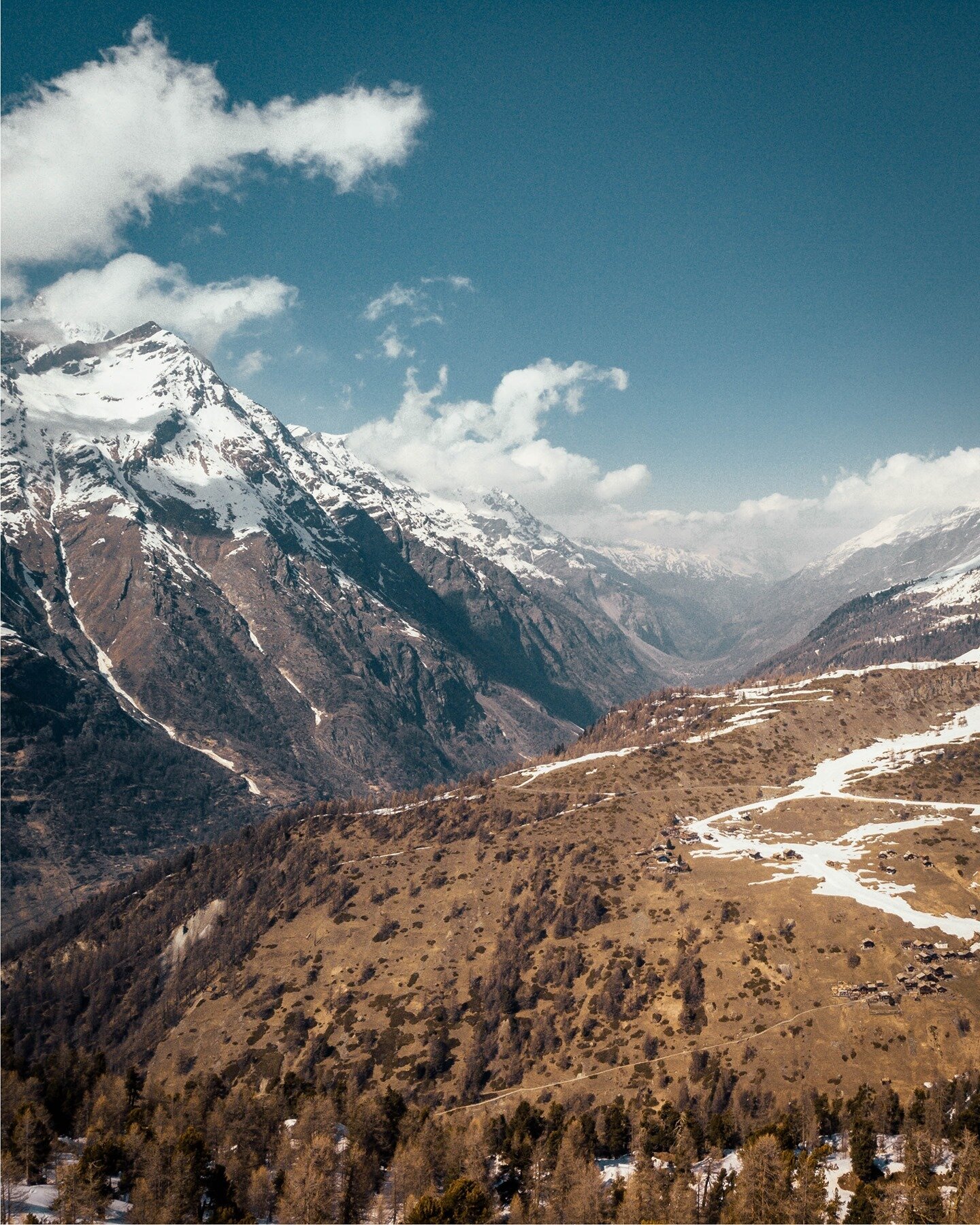 🏔️⁠
⁠
⁠
#zermatt #switzerland #matterhorn #mountains #travel #swiss #nature #swissalps #gornergrat #alps #snow #hiking #valais #schweiz #europe #zermattmatterhorn #wallis #mountain #myswitzerland #travelphotography #photography #landscape #wanderlus