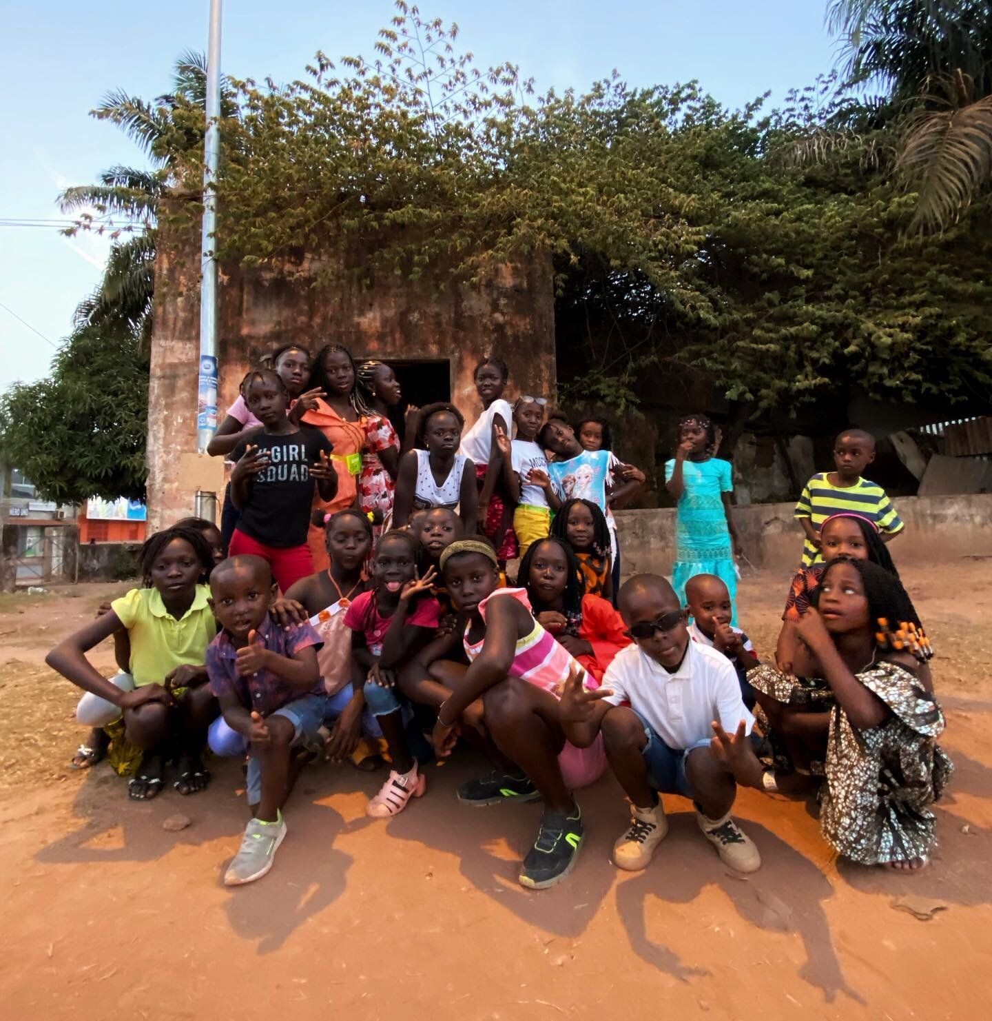 A pretty energetic crowd of Bissau #bissau