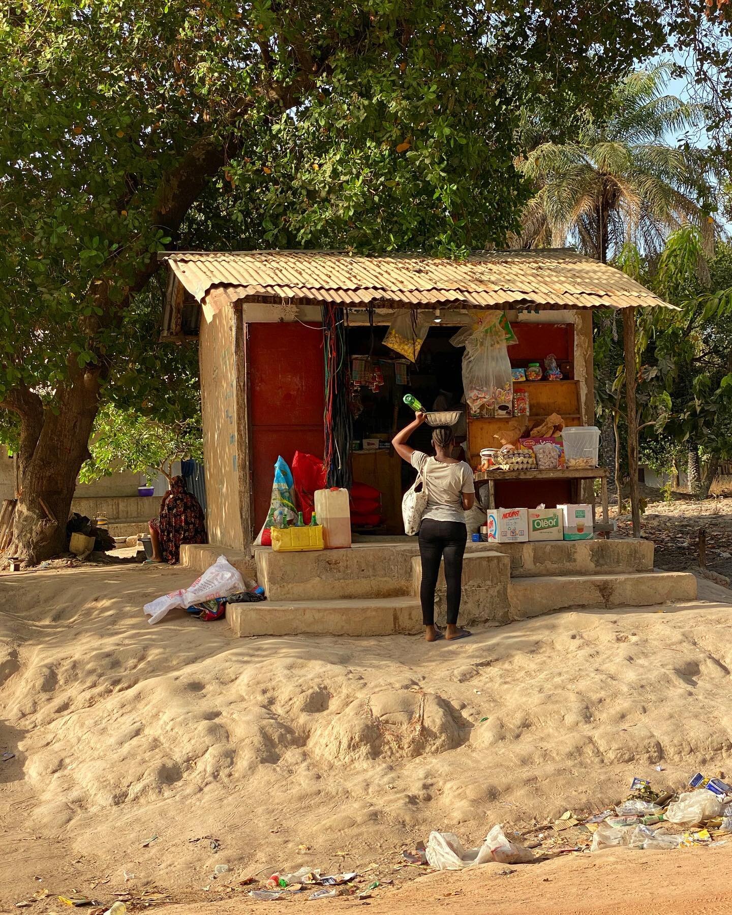 Petit shop in the streets of S&atilde;o Domingos #guinebissau