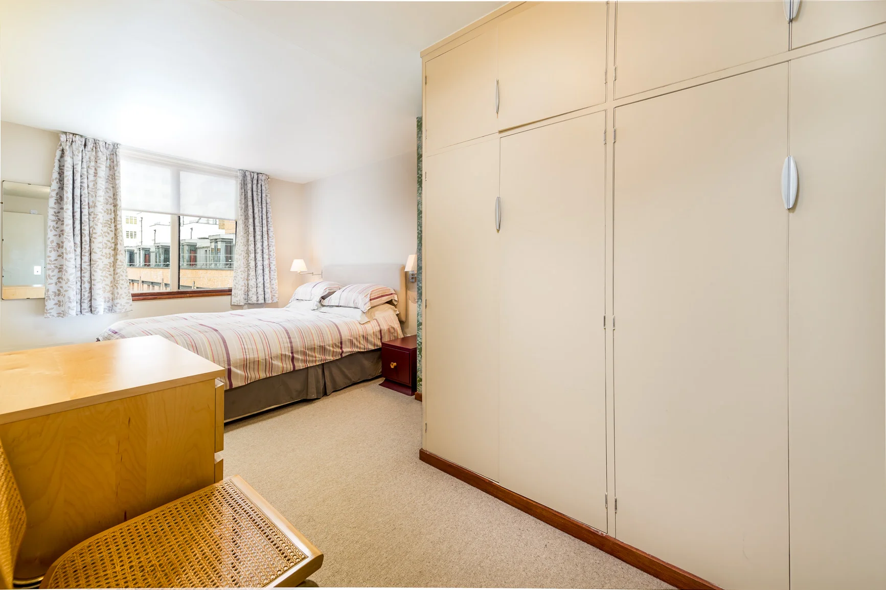 65 Prince Gate Mews -1.jpg
