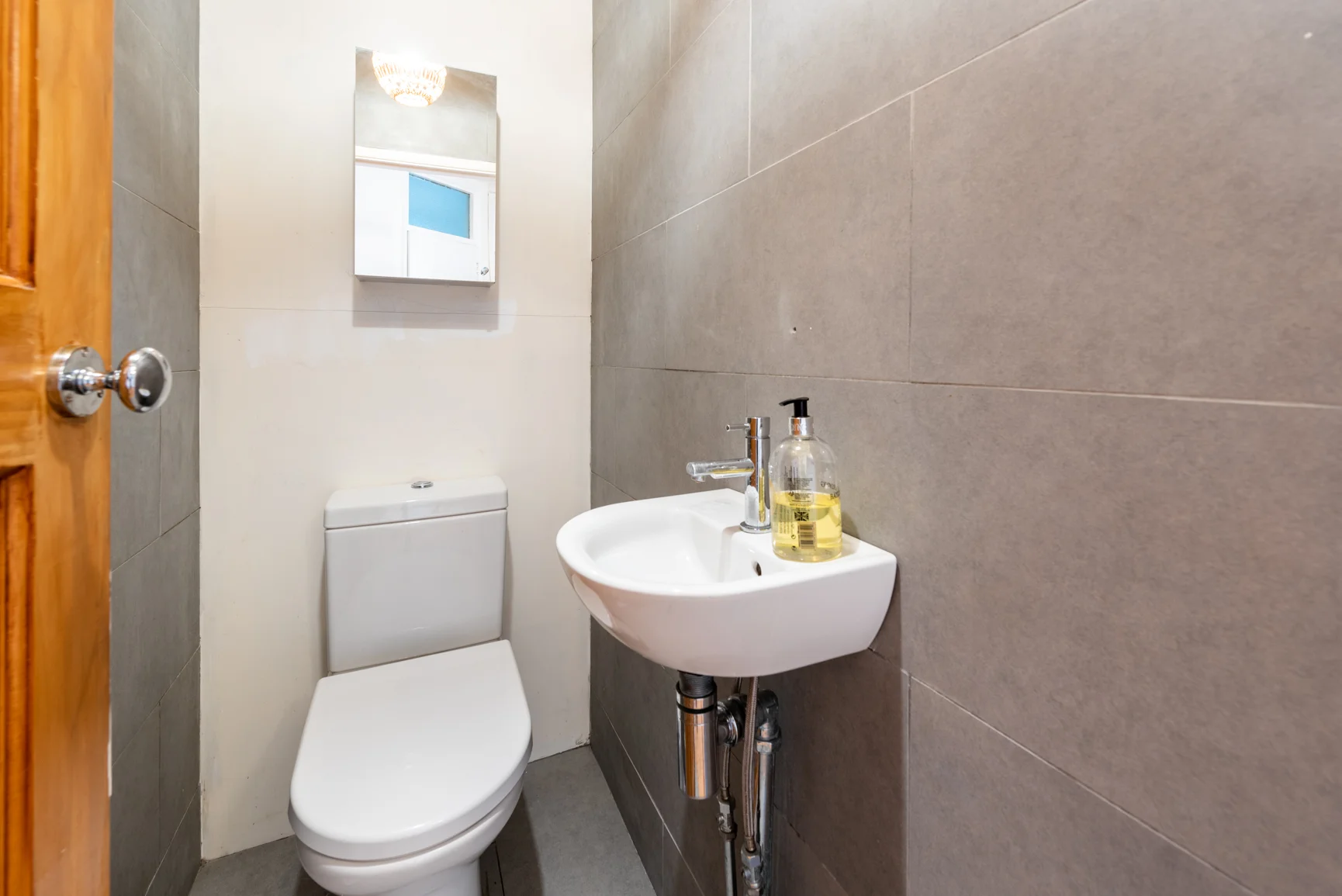 Flat 3, 28 King Henry Road-11.jpg