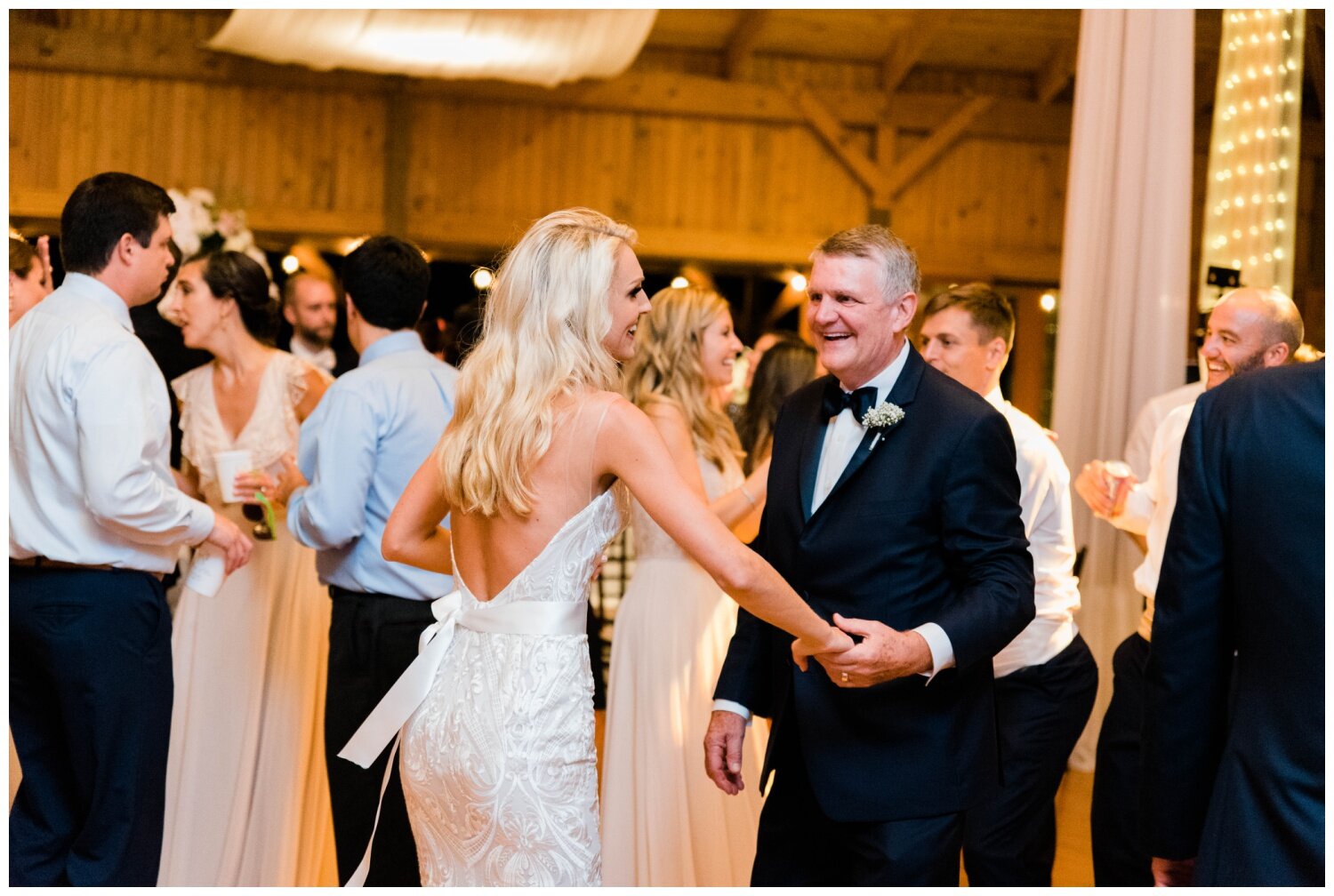 the glen on glenburn farms wedding father daughter dance