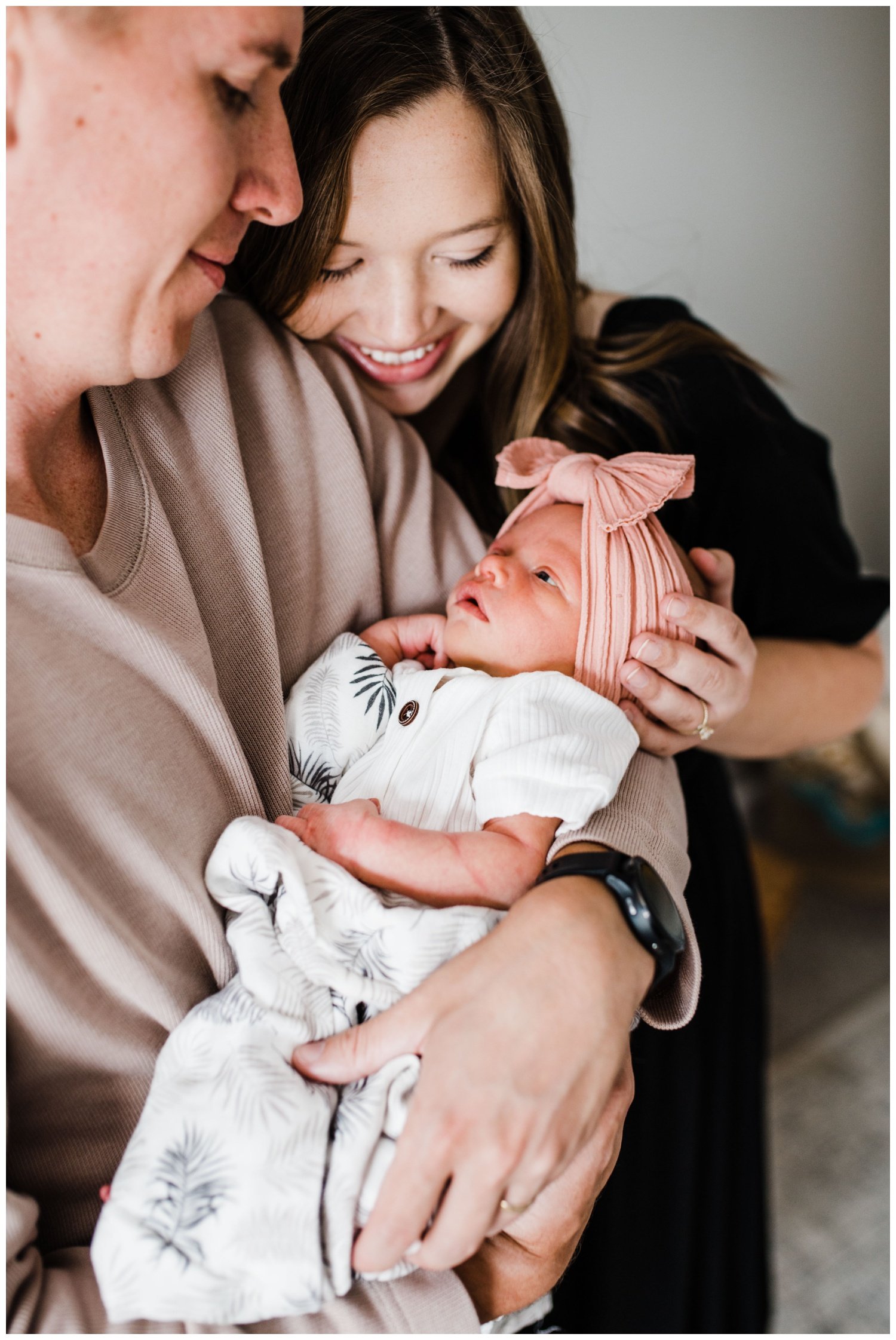 Blacksburg-in-home-newborn-photography (11).jpg