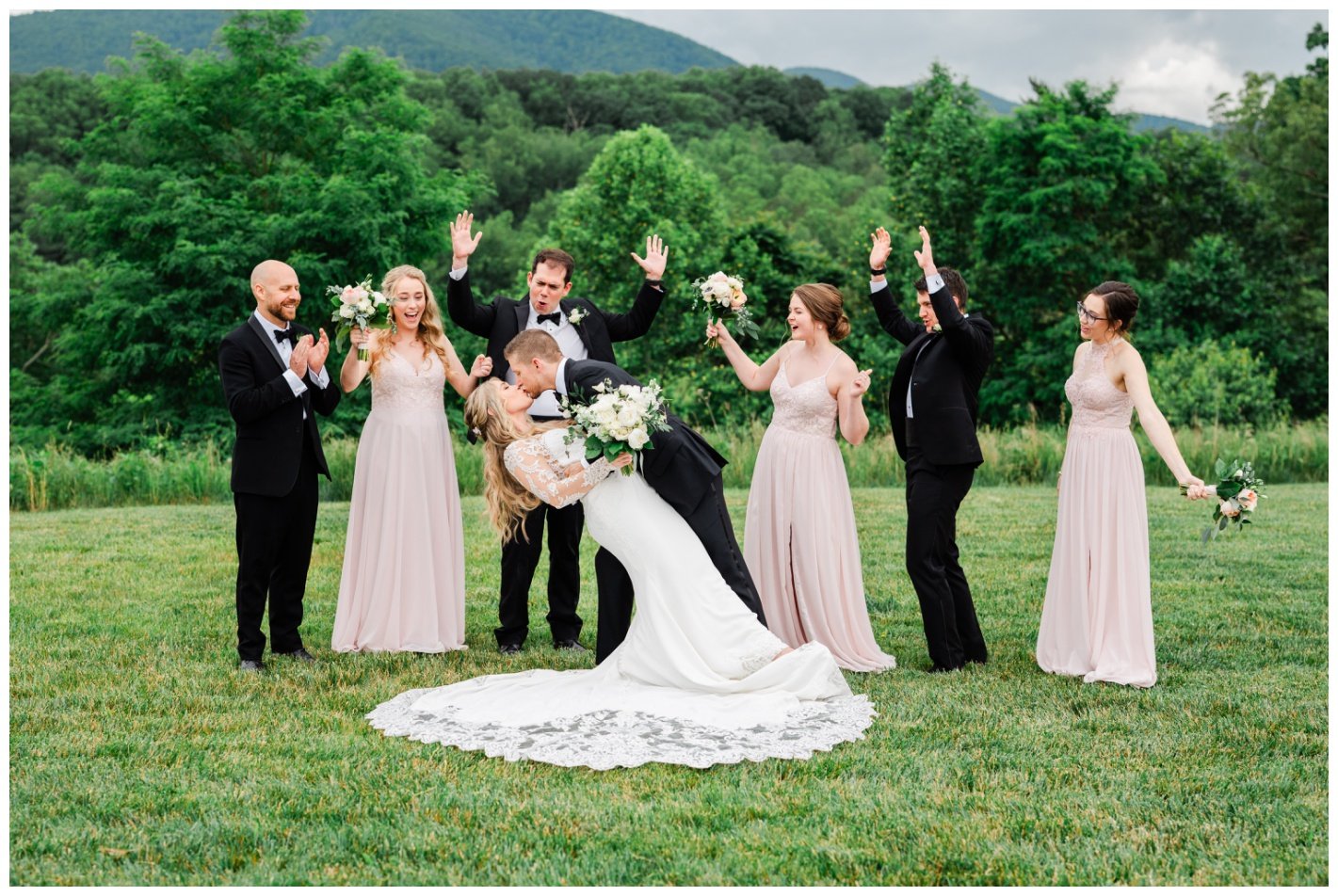 Fishburn_Mansion_Roanoke_VA_Wedding (44).jpg