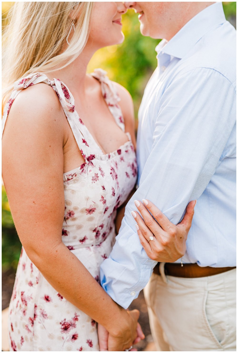 Roanoke-downtown-engagement-photography (17).jpg