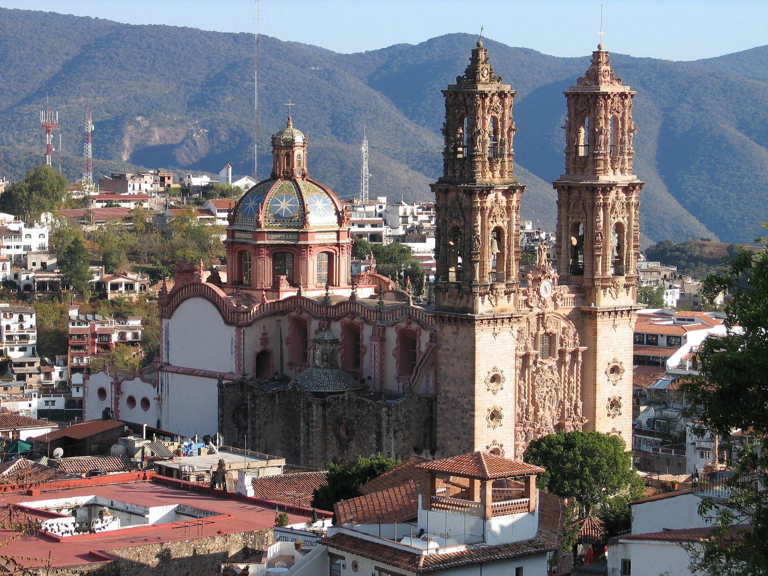 Taxco_Santa_Prisca.jpg