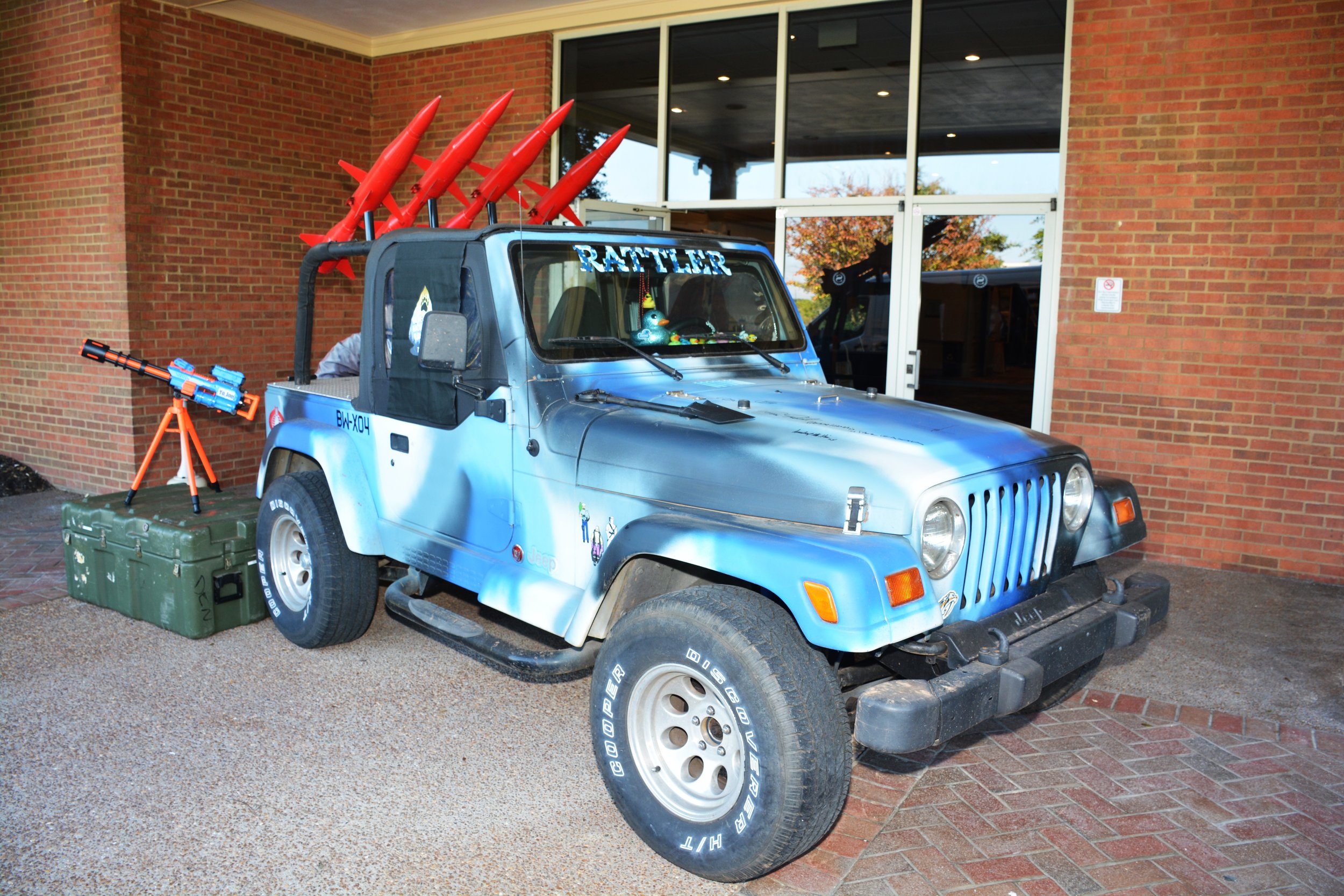 Step Into Another Realm: Life-Sized Fantasy Vehicles &amp; Props Await at ICCC 2025!