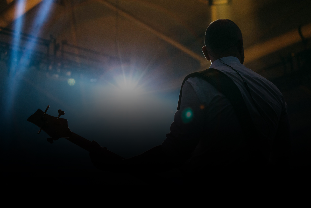 contact_banner.png