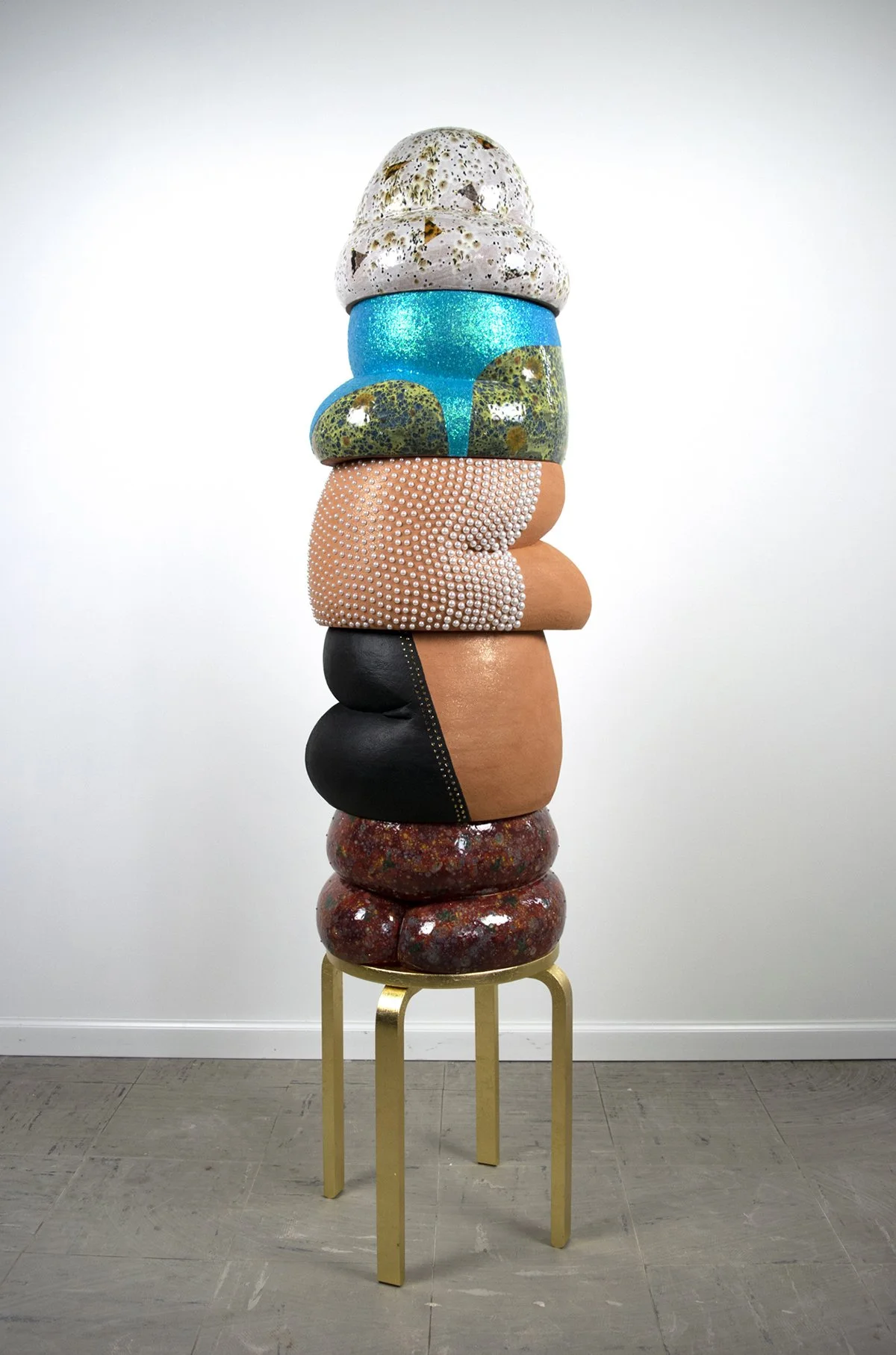 Edgar_01_PrettyOnFleek_Ceramic_54.5x16x13in_2018.jpg
