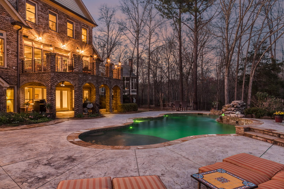 1310-longwood-park-$1,387,000-clubside-living-oconee-springs-courtyard-homes-house-for-sale-georgia-club-athens-sarah-lee-realtor-pool-living-area.jpg