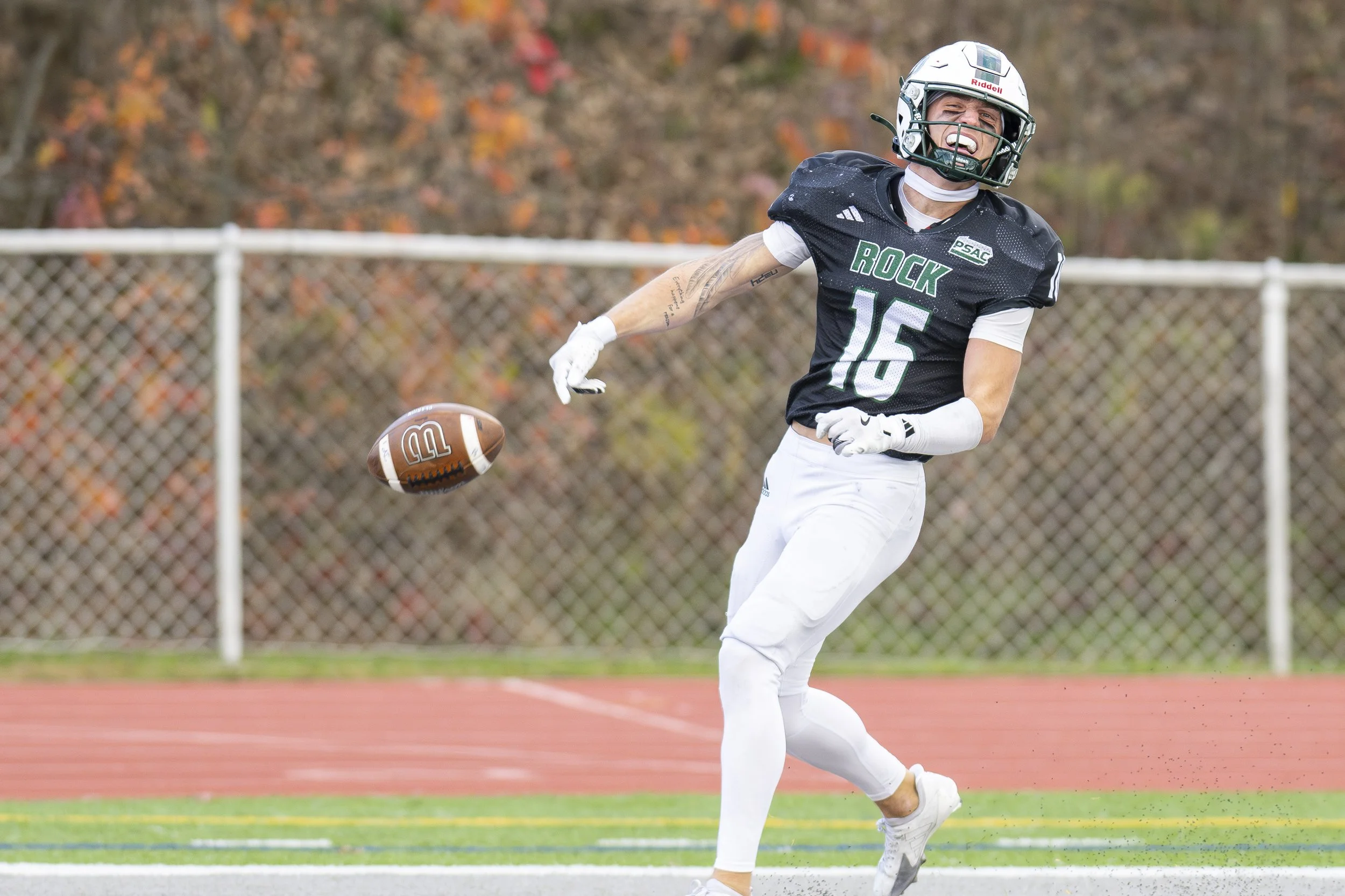 102625 SPO FB Slippery Rock__dsc1874_1.jpg