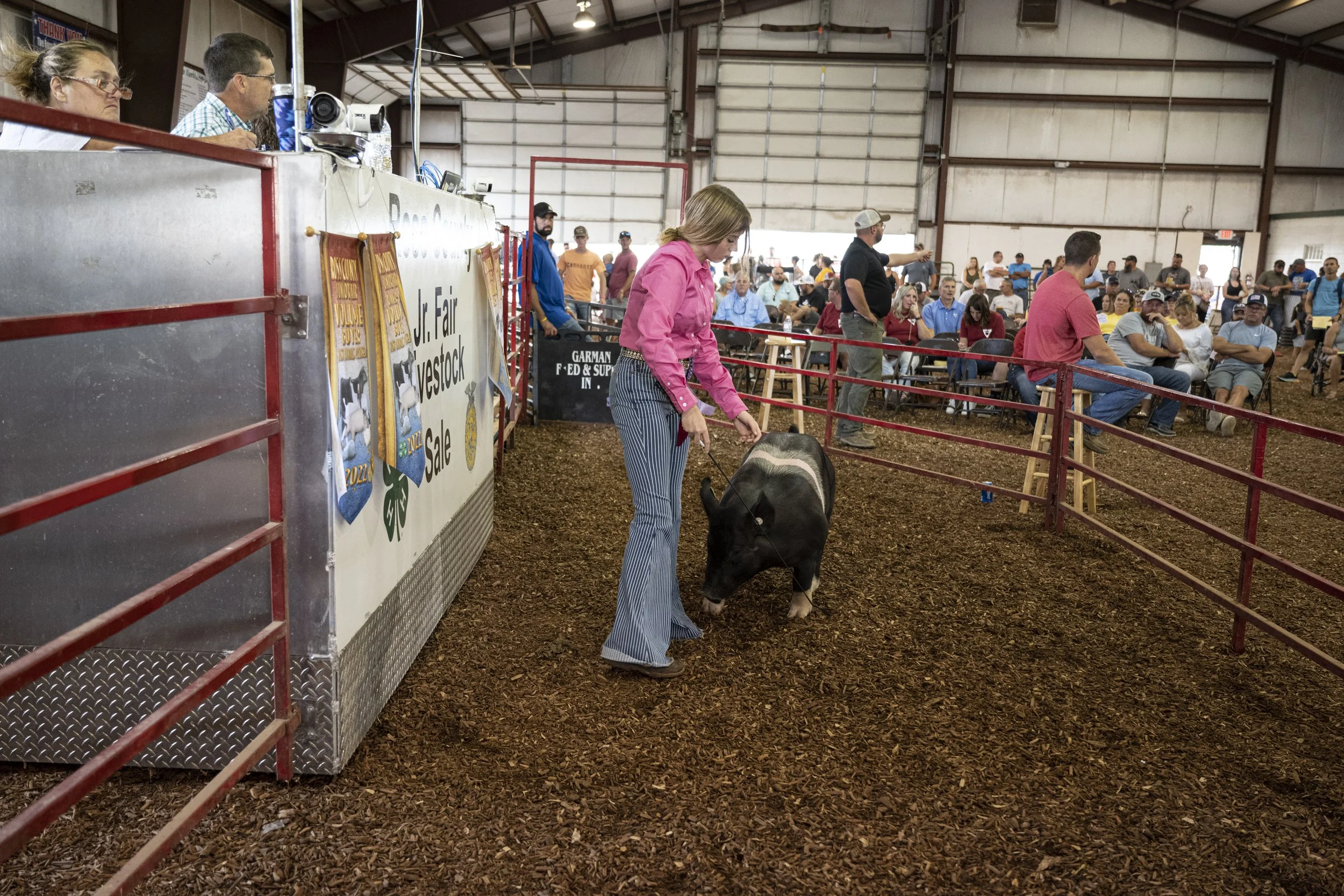 Swine sale_dsc_0432.jpg