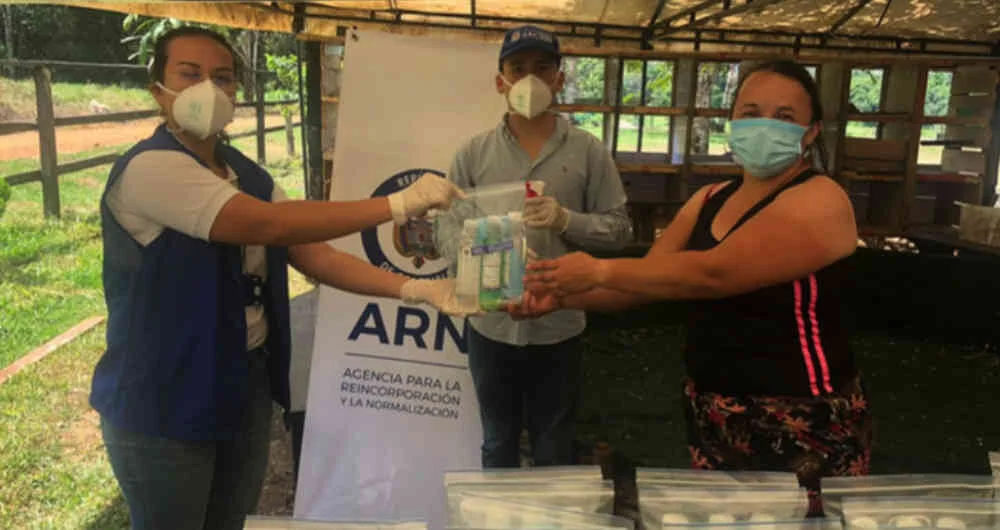 Médicos y enfermeros de la Fundación Universitaria Juan N. Corpas y la Fundación Clínica Hospital Juan N. Corpas, prestarán servicios de valoración médica telefónica a exintegrantes de las FARC-EP