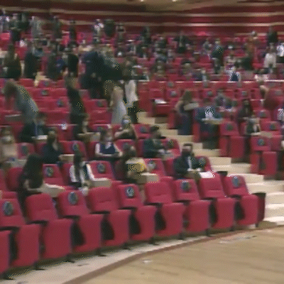 Celebramos con alegría la graduación de 135 Médicos y Cirujanos Generales, egresados del Pregrado en Medicina 2021-2.