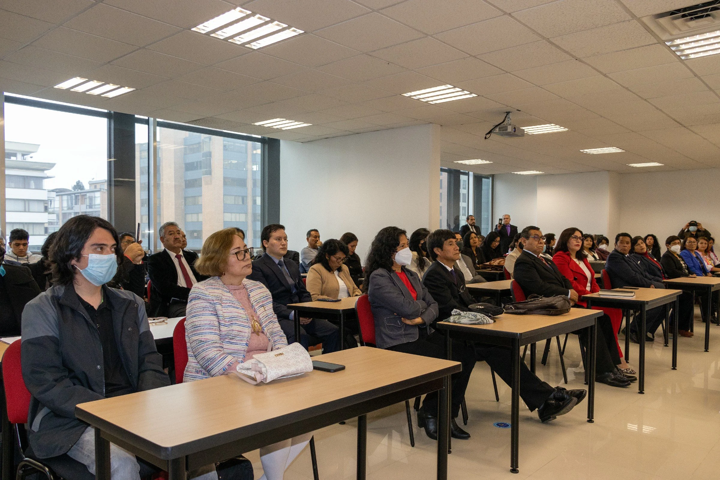 Ceremonia-de-Grado-Curso-Peru-10.jpg