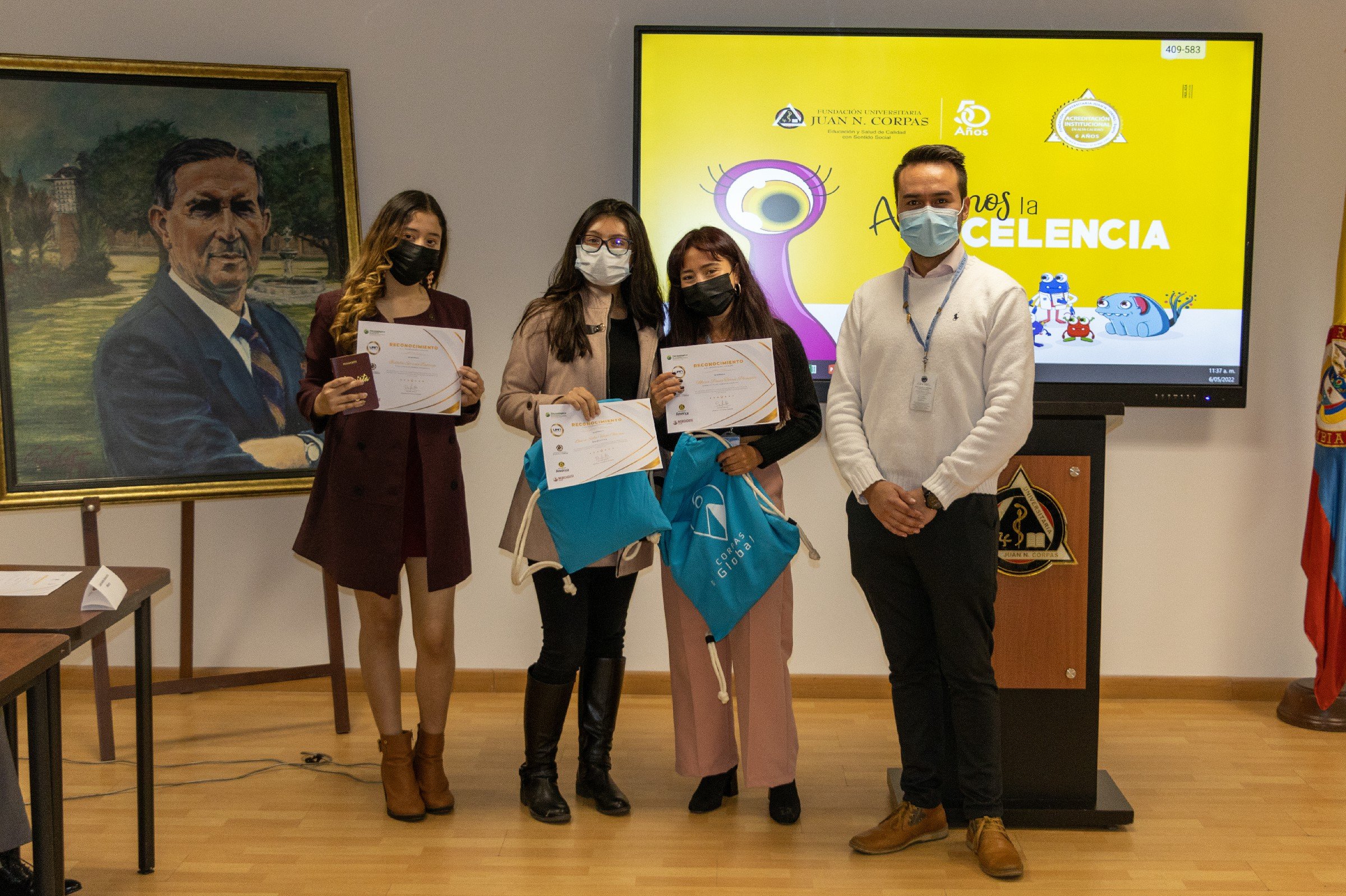 Ceremonia Despedida Estudiantes Corpas Global (6).jpg