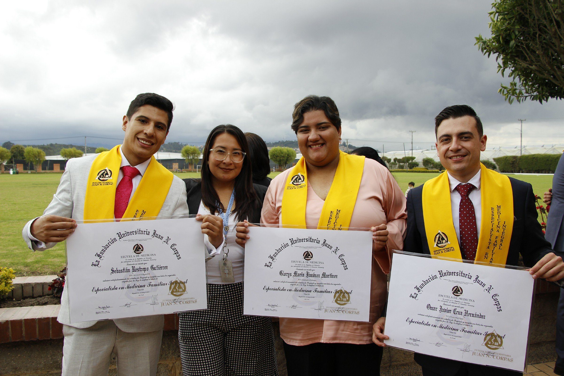 Ceremonia de Grados 2023-1 Medicina Familiar y Medicina Interna (34).jpg