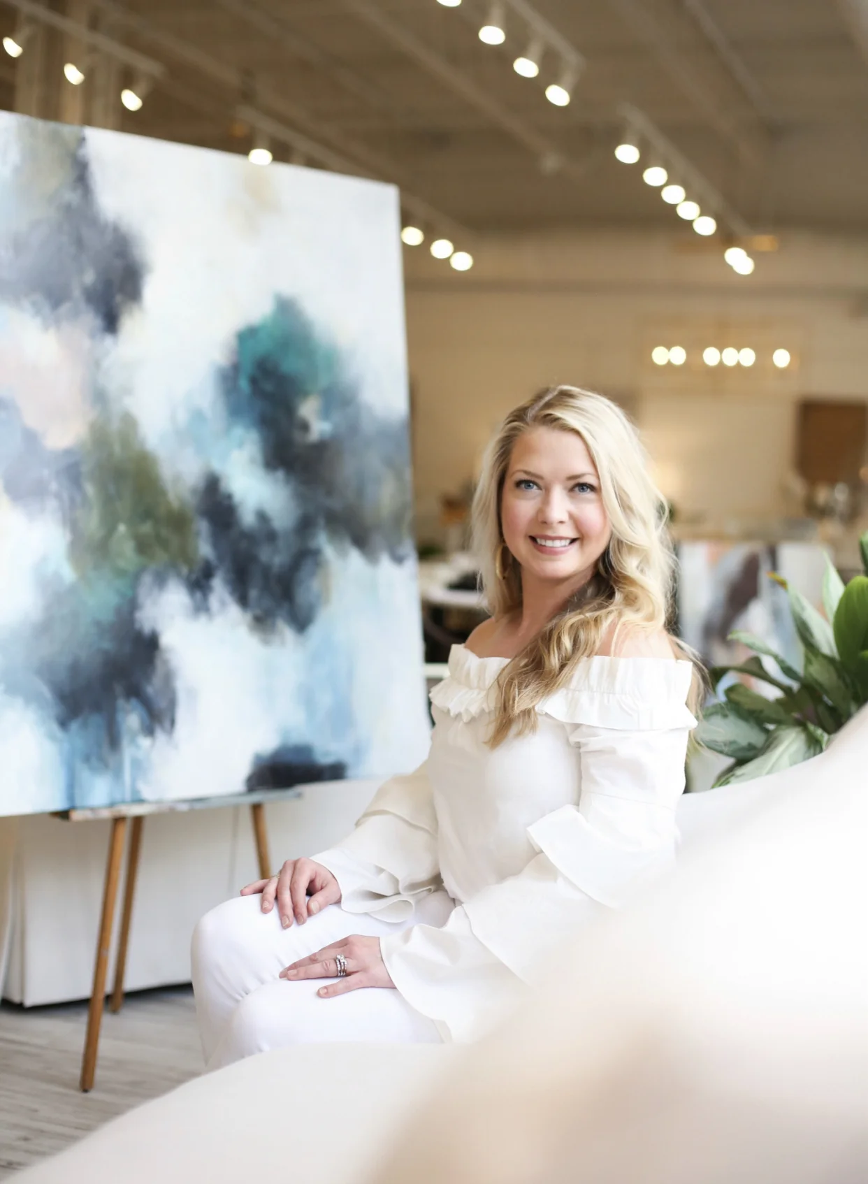 Meet Melissa Payne Baker! Melissa is best known for her abstract paintings that convey emotions or feelings that touch the viewer. From traditional interiors to contemporary, her abstract artwork creates the perfect punch to any decor. The heart and soul of her work is derived from everyday life and experiences. Melissa spends her days chasing her dreams as well as her young son, both keeping her creativity in full bloom. This Southern artist found her passion for art early in life, learning from generations of artisans. We are so excited to have Melissa join us at our Southern Collective Pop-N-Shop. Come by and meet Melissa and get to know the brand