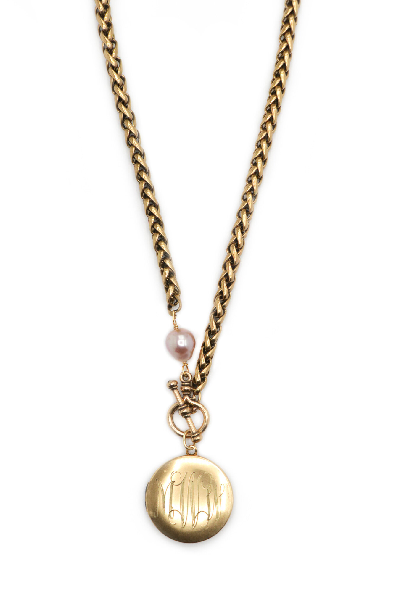 New with Receipt Chanel Pearl CC Necklace Gold