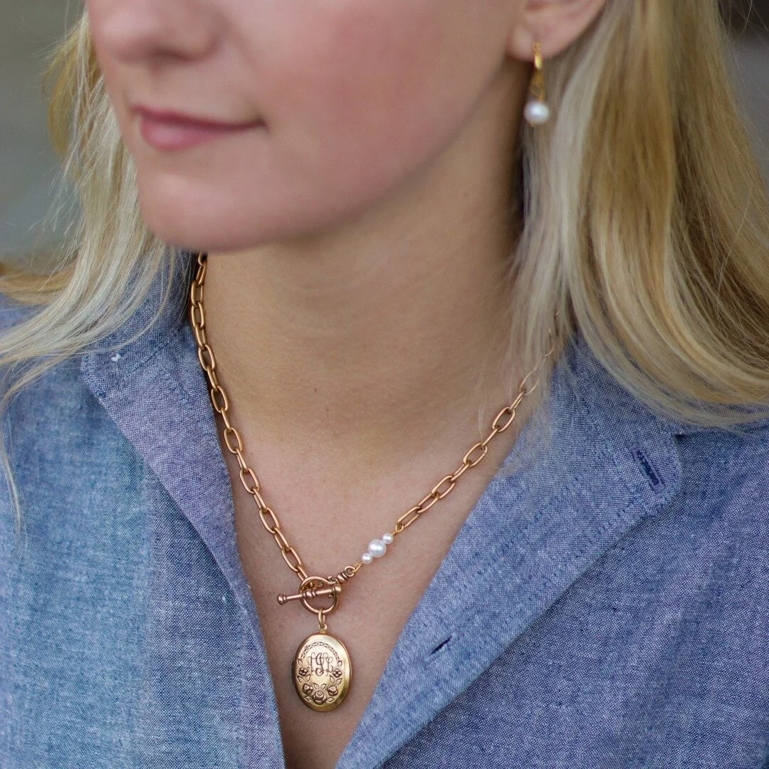 A new classic. The Rebecca Necklace with Rosa Locket has made a quick trip to our favorites list! The delicate freshwater pearls paired with the feminine floral detail on the locket is a stunning combination we can&rsquo;t get enough of.