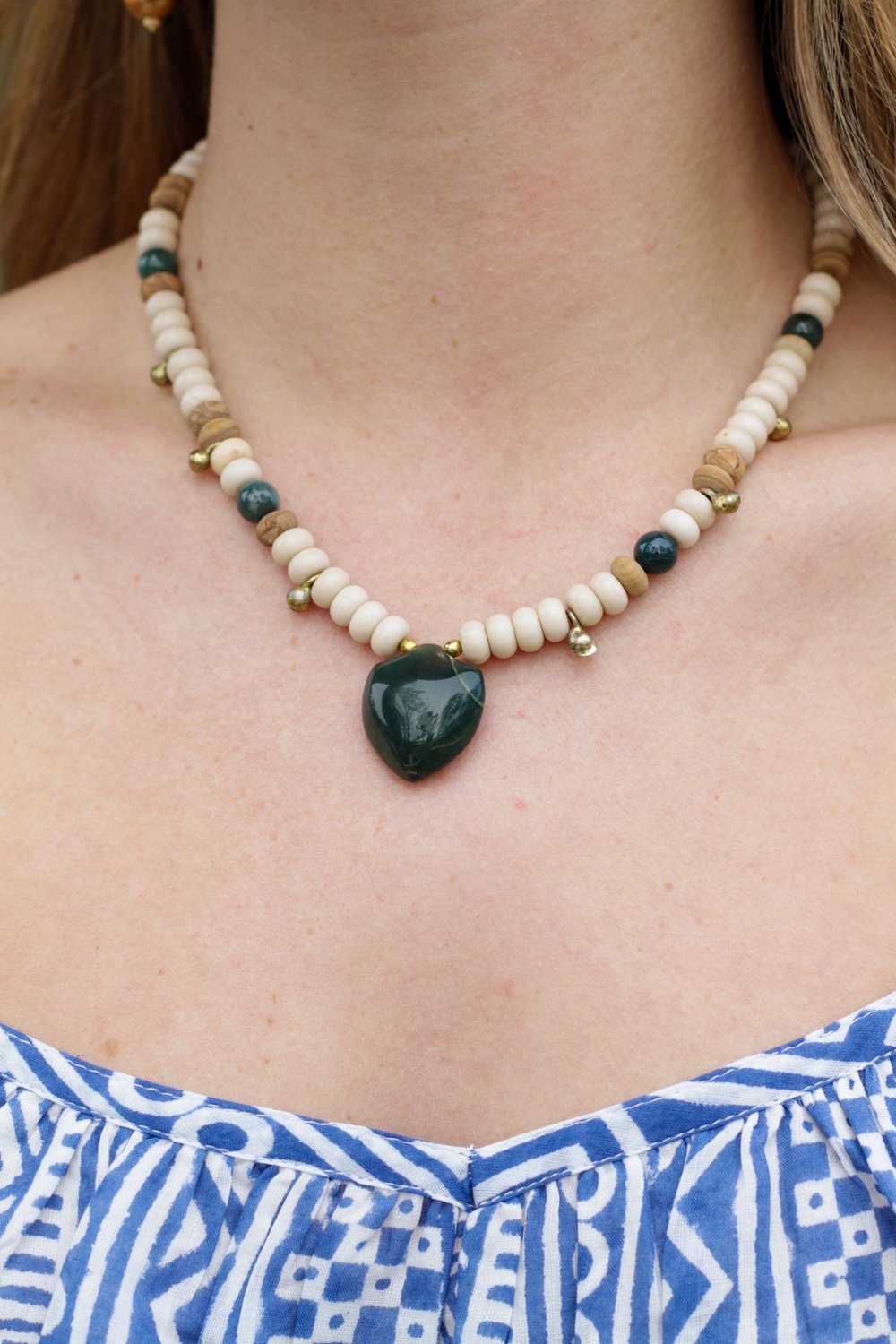 18.5-20" Agate Shield Necklace