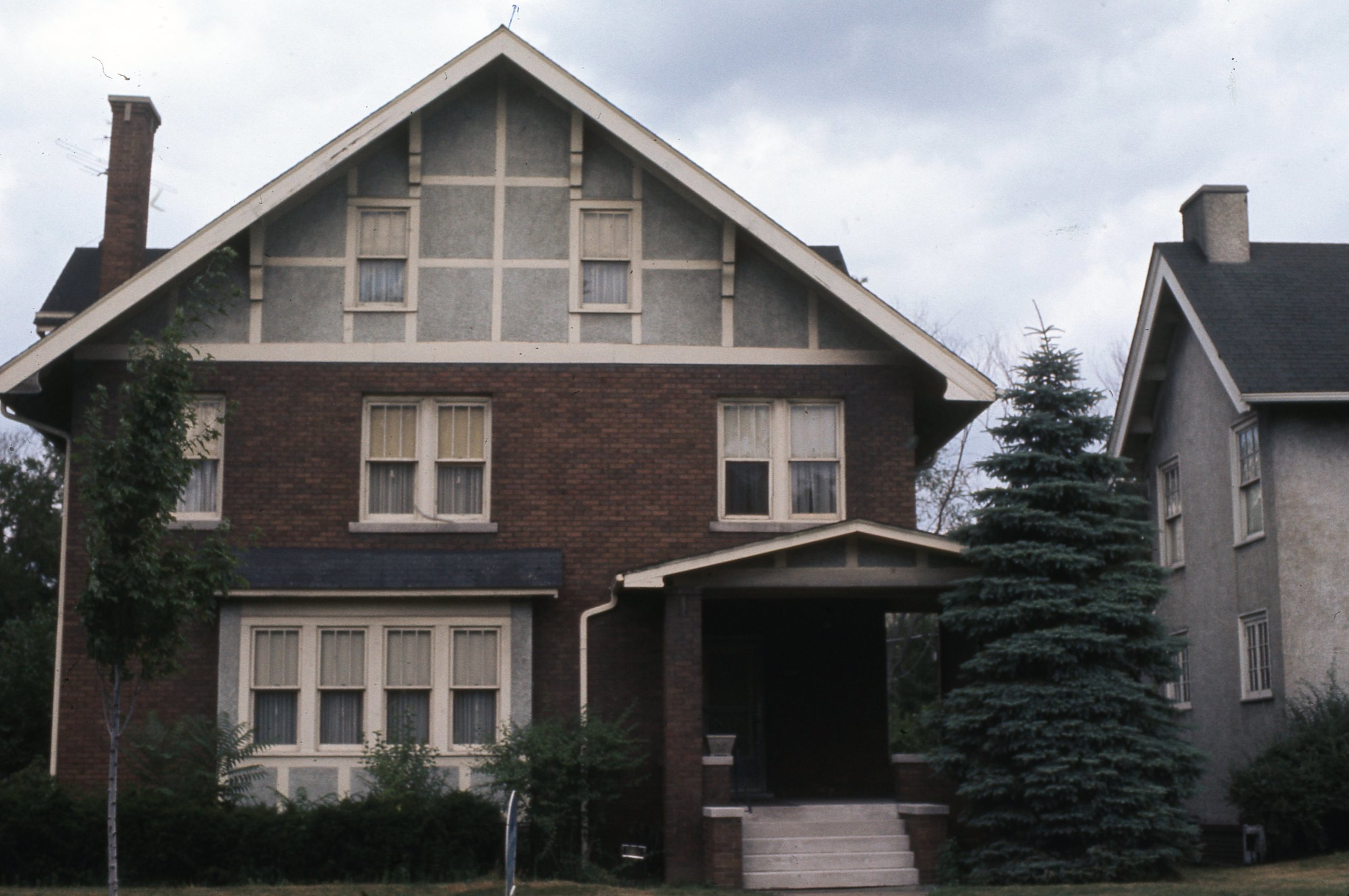 874  W. Chicago 1974.jpg