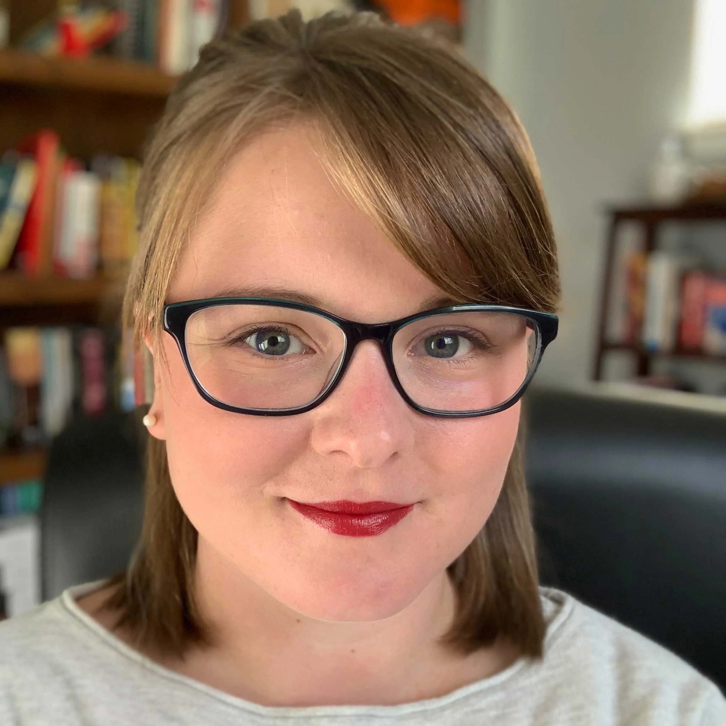Samantha Ellens Preservation Associate Samantha is pursuing her PhD in Anthropology (Archaeology) at Wayne State University. She joined Preservation Detroit in November 2018, where she brings a love for public outreach, community archaeology, and the protection of our shared heritage. Samantha received a Masters in Anthropology from Wayne State as well as a Bachelor of Arts and Sciences in Anthropology and Biology from the University of Windsor. At Wayne State, she remains heavily involved with the Unearthing Detroit Project , a community-based initiative dedicated to providing public access to the archaeology of the city. Email sellens@preservationdetroit.org