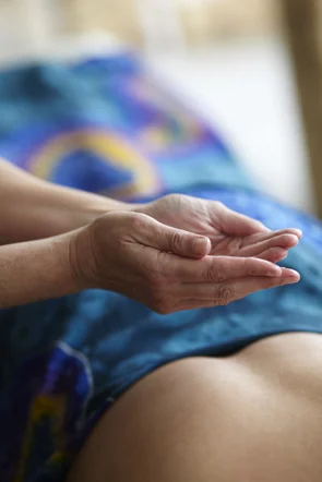 6 Reasons to Make the Switch to Hawaiian Lomi Lomi Massage