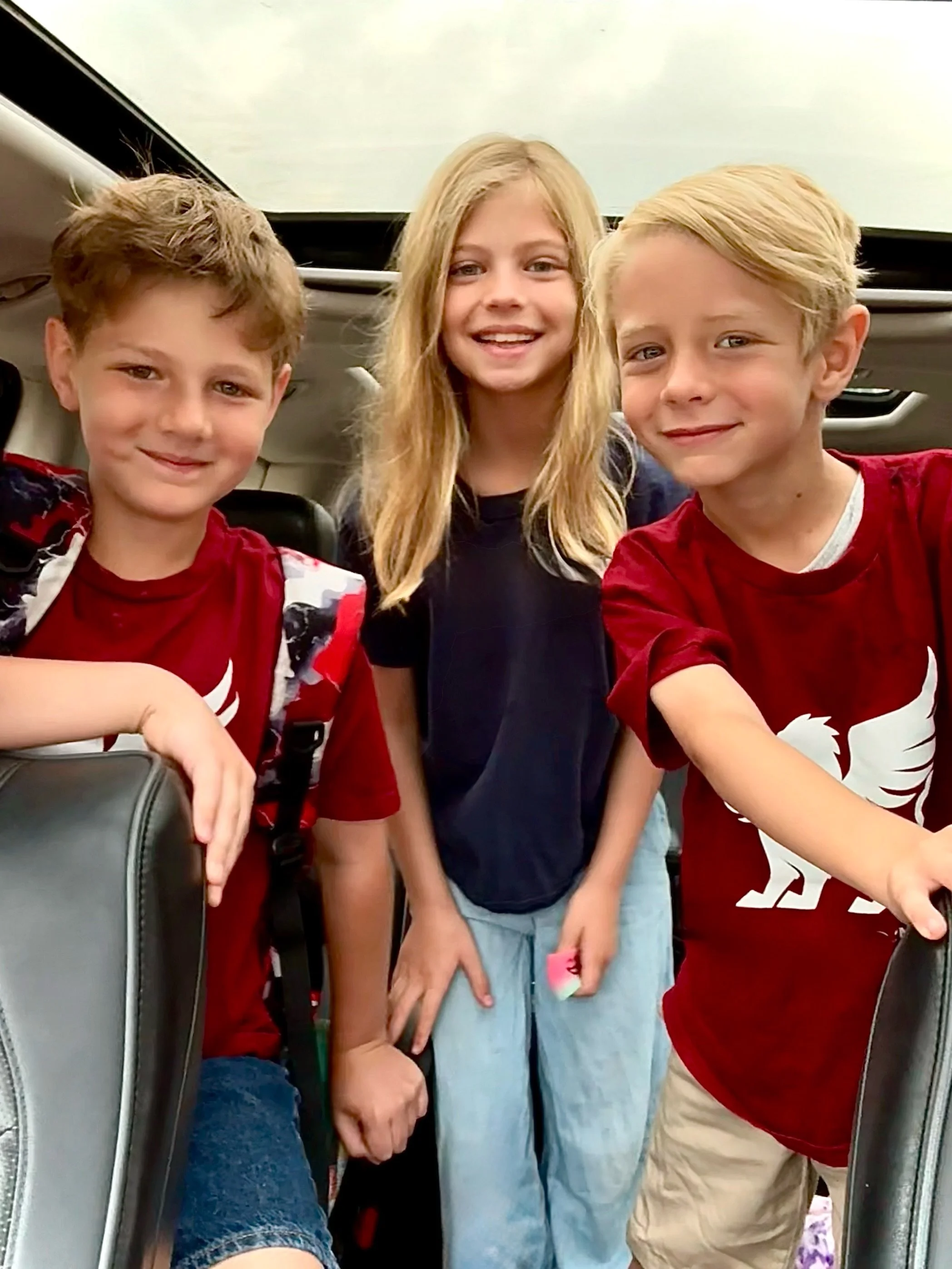 Another school year in the books!! We have a graduated 4th, 3rd, and 1st grader! And I wrapped up my third year in my current district and 15th year of being an OT ✏️ Sharing some of our end of year fun- ice cream party, donuts with mom, final projec