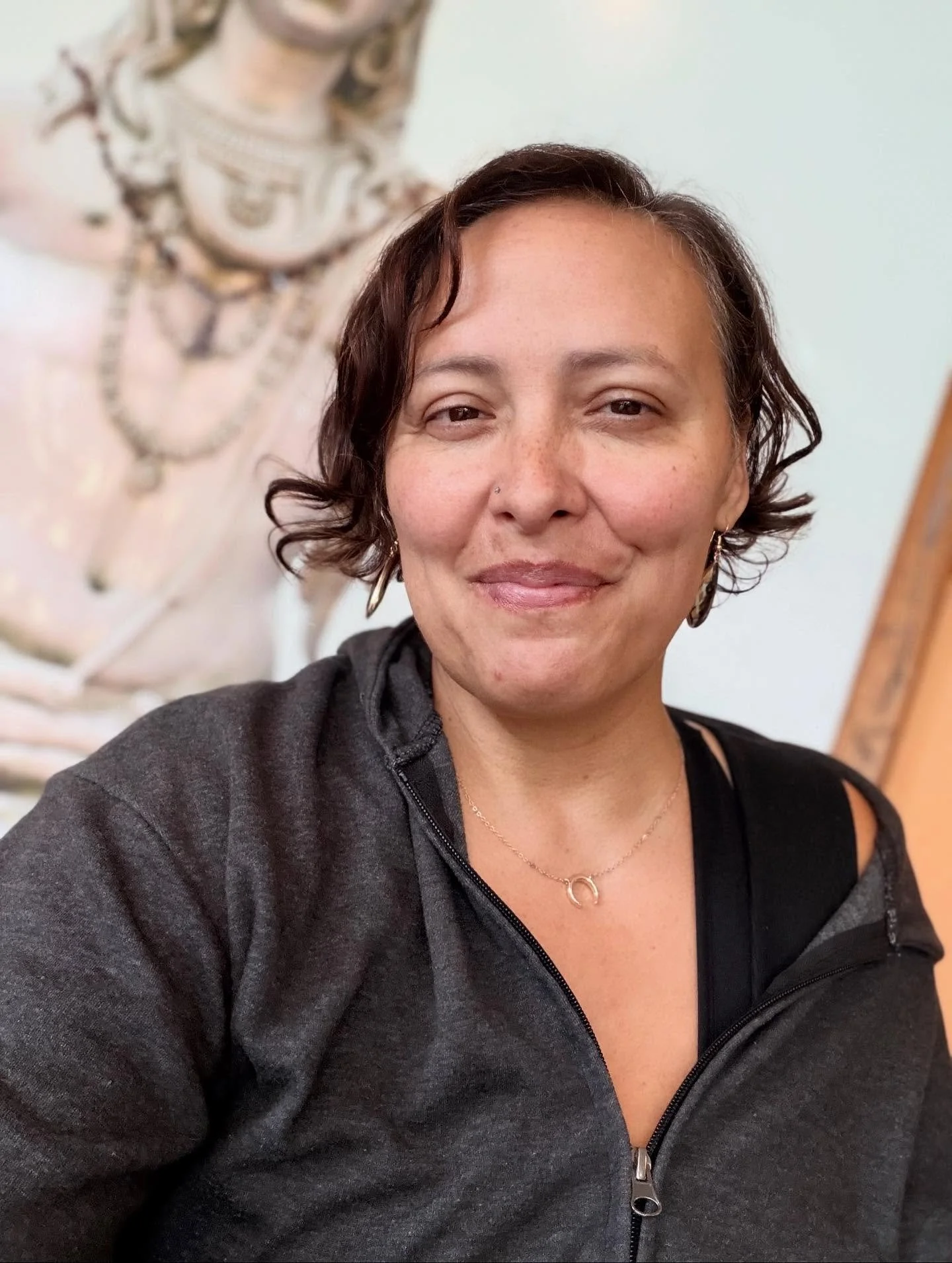 #ThankfulThursday
This week, gratitude looks like slowing down, creating something with your hands, and honoring the present moment.

I&rsquo;m SO thankful for Kundalini yoga 🧘&zwj;♀️ &mdash; I loved, loved, loved the class this morning! It&rsquo;s 