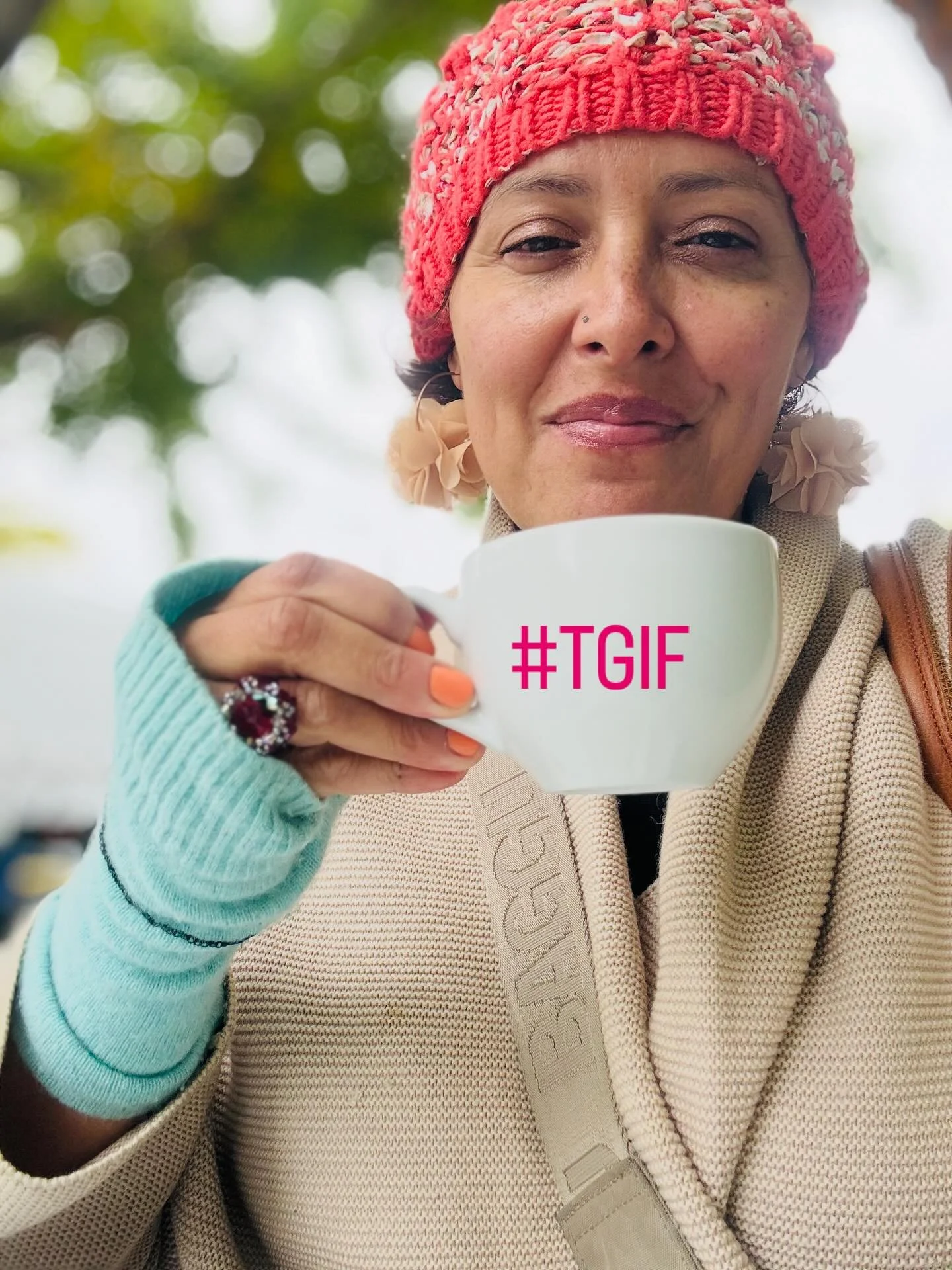 #TGIF - Remember to fill YOUR cup today! Yesterday in my yoga class the teacher said - Our inner child loves to hear 👂 us say &ldquo;I love and approve of myself.&rdquo; We did this mantra 25 times with a particular repetitive movement. It was AMAZI
