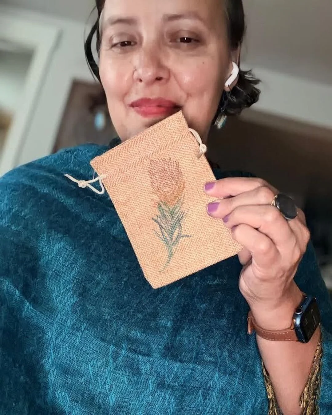 #ThankfulThursday
This week, gratitude smells like lavender &mdash; calming, grounding, and full of heart. 💜

Taking a moment to gather what&rsquo;s around us reminds us that beauty doesn&rsquo;t have to be far away. It lives in the small things: a 